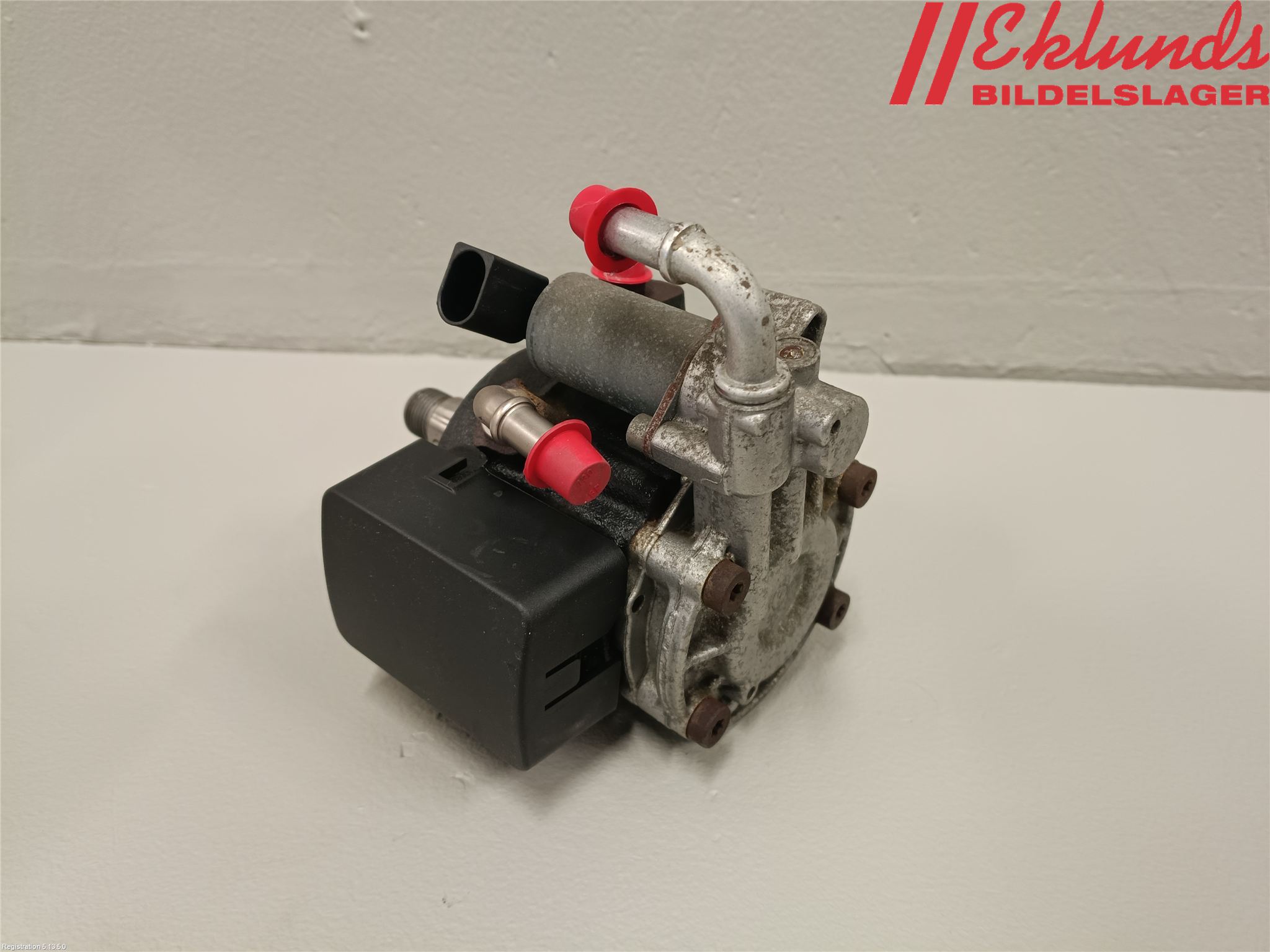 Volkswagen VW GOLF VI 09-13 Bränsle Insppump Diesel
