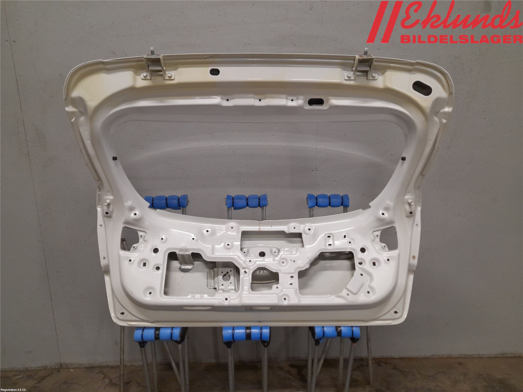 Kia RIO 12-16 Baklucka (Ej Med Ruta)
