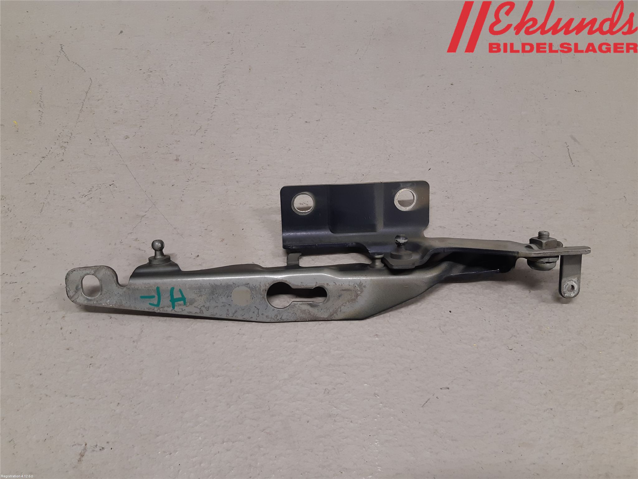 Volvo S60 11-13 Huvgångjärn