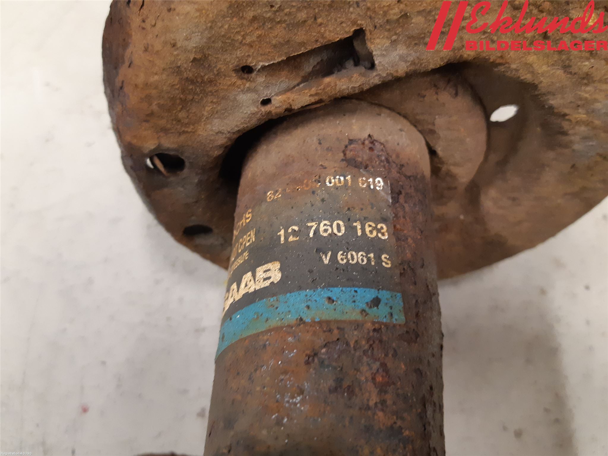 Saab 9-5     06-10 Fjäderben Fram Höger