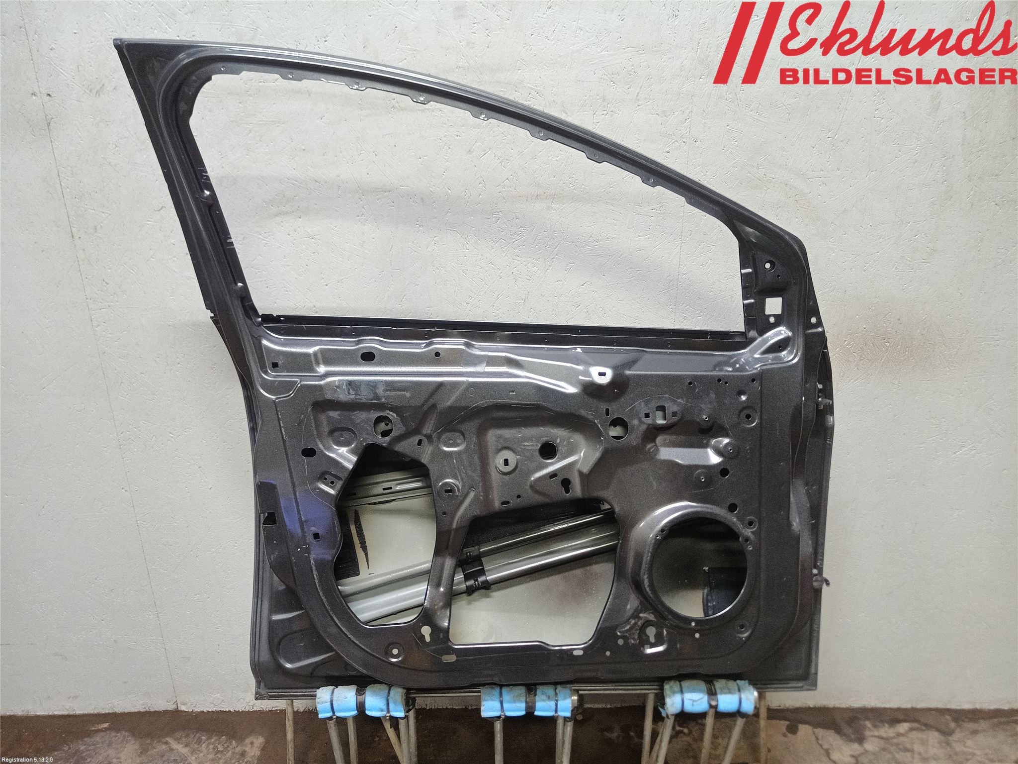 Ford FOCUS 15-18 Dörr Fram Vänster