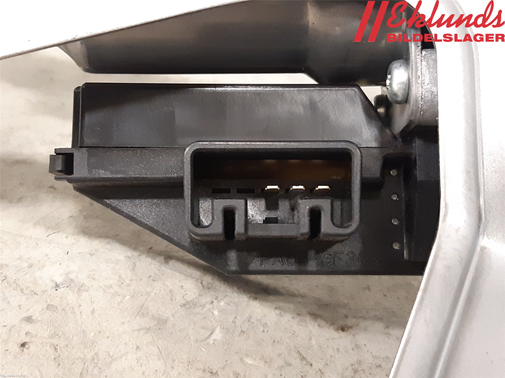 Toyota YARIS XP21 20- Torkarmotor Baklucka