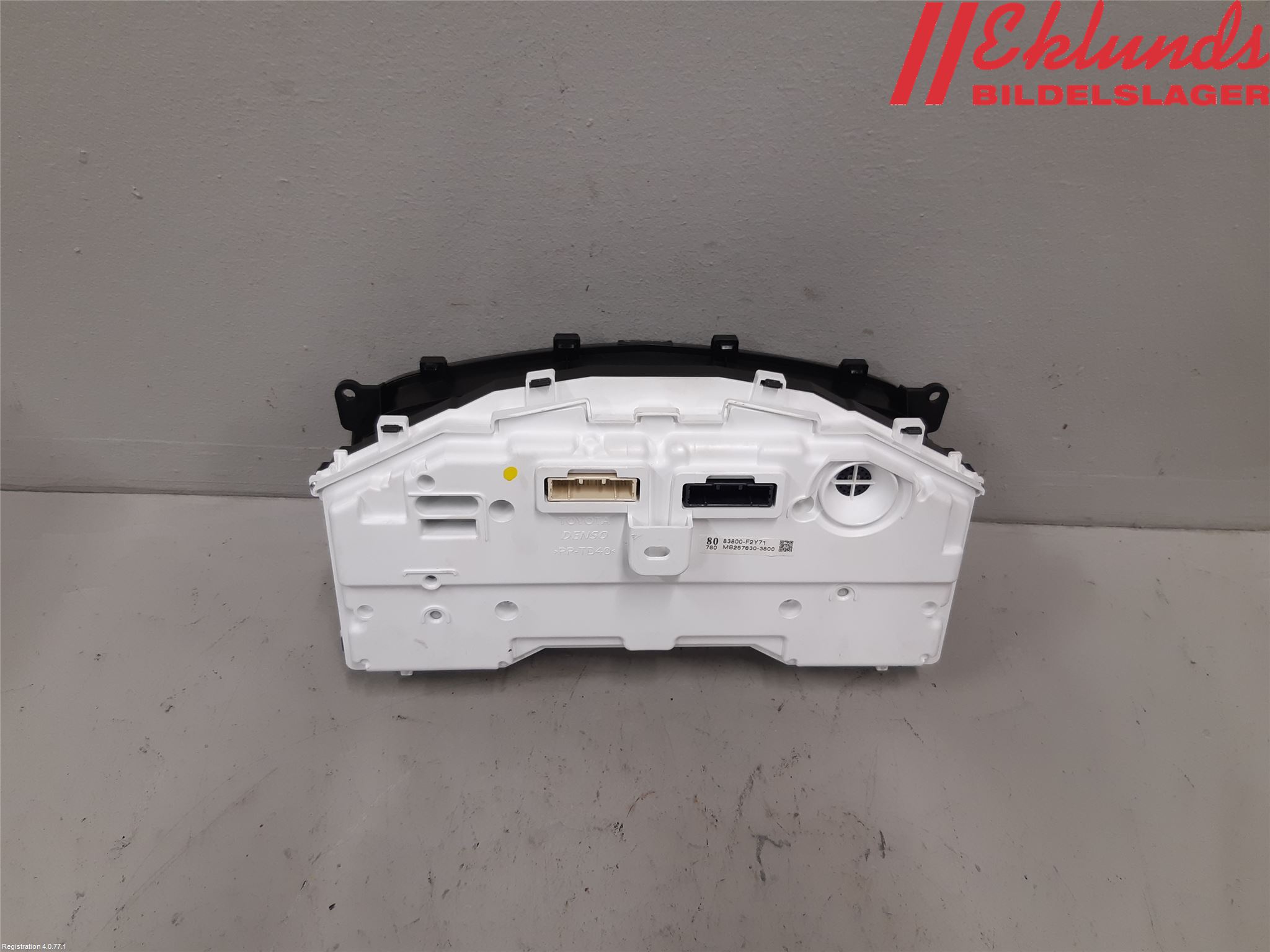 Toyota COROLLA 19- Instrument Komb