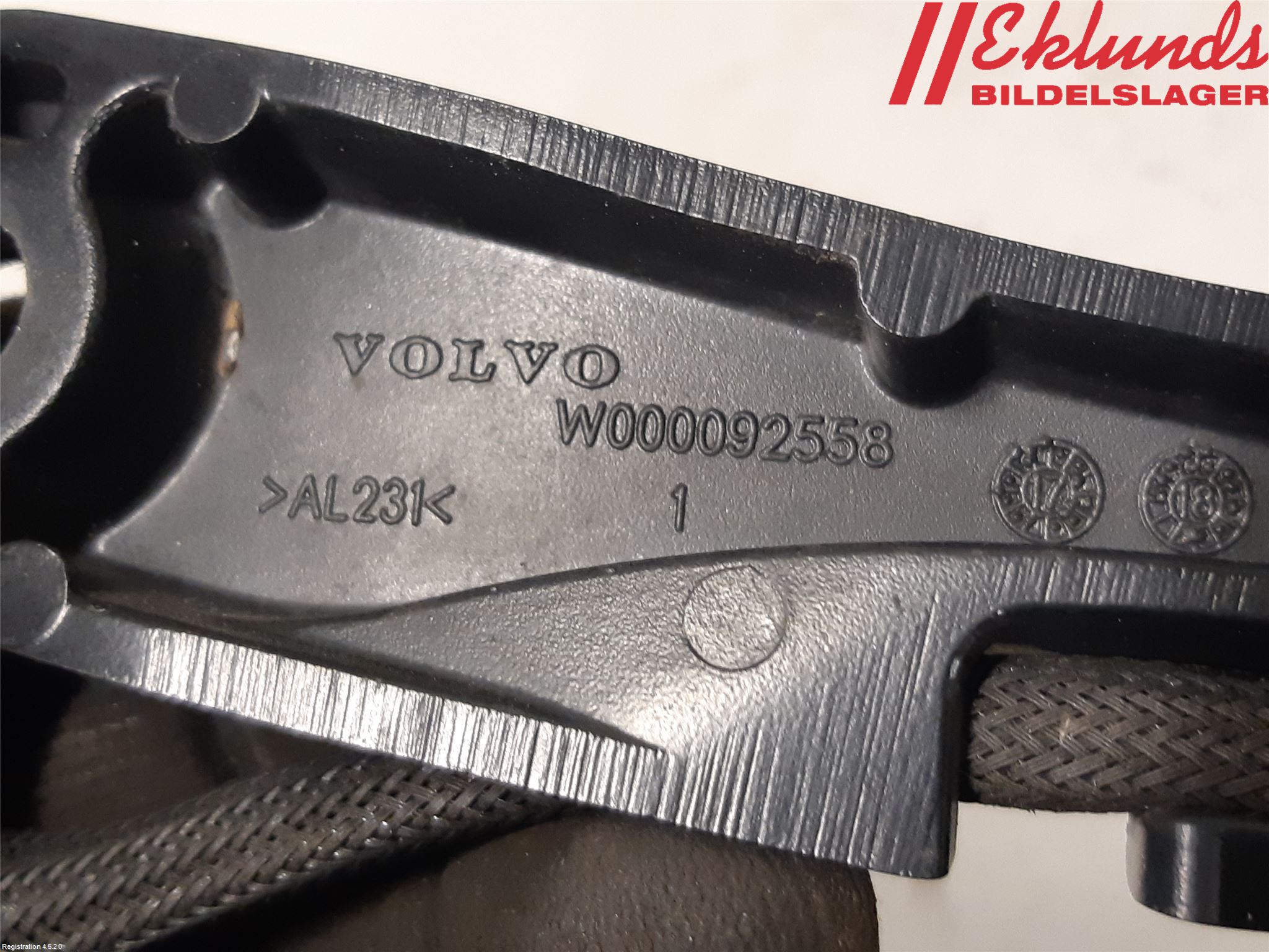 Volvo V60 19- Torkararm Armar Vindruta