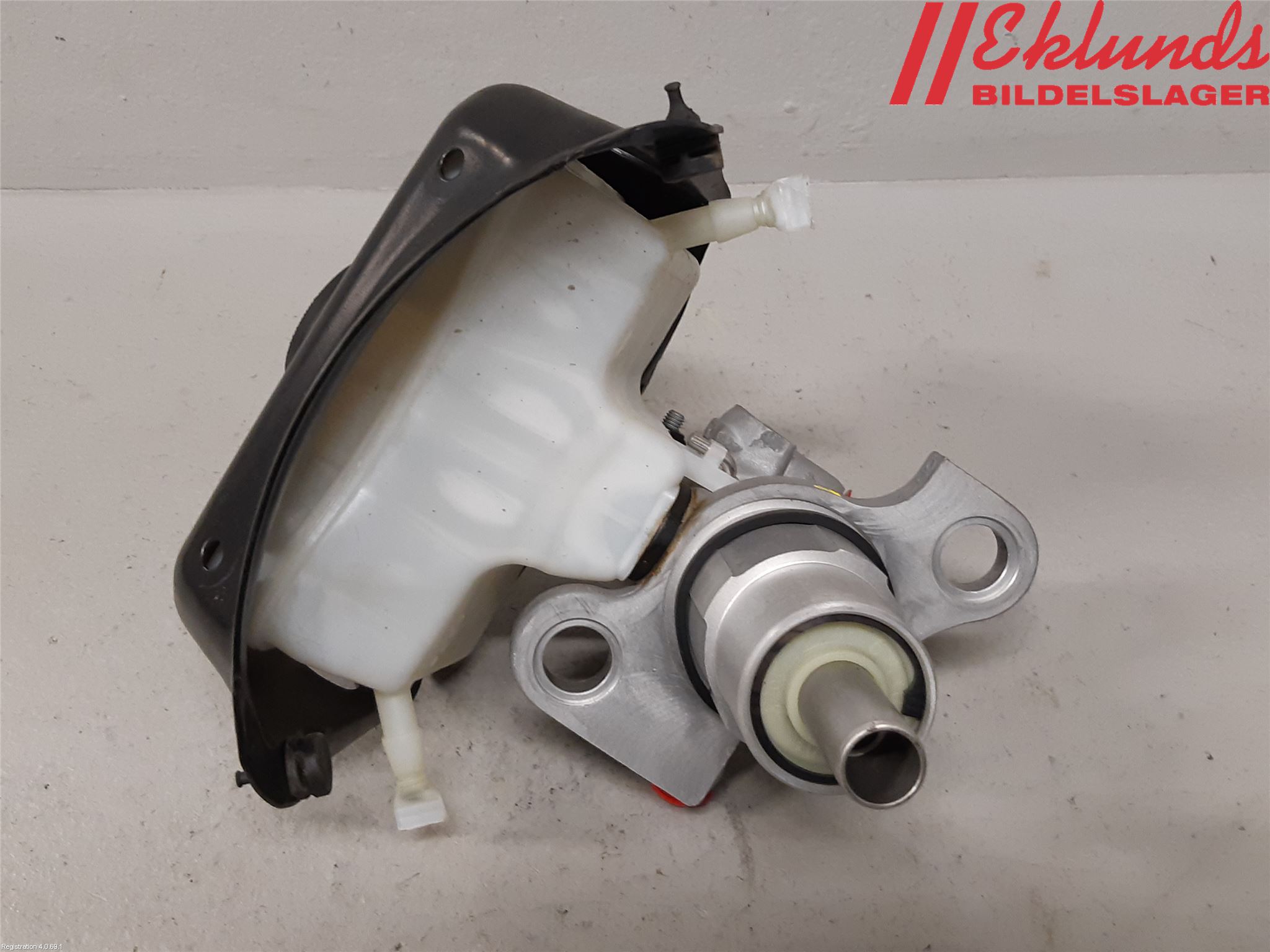 Audi A6 ALLROAD 12-18 Broms Huvudcylinder