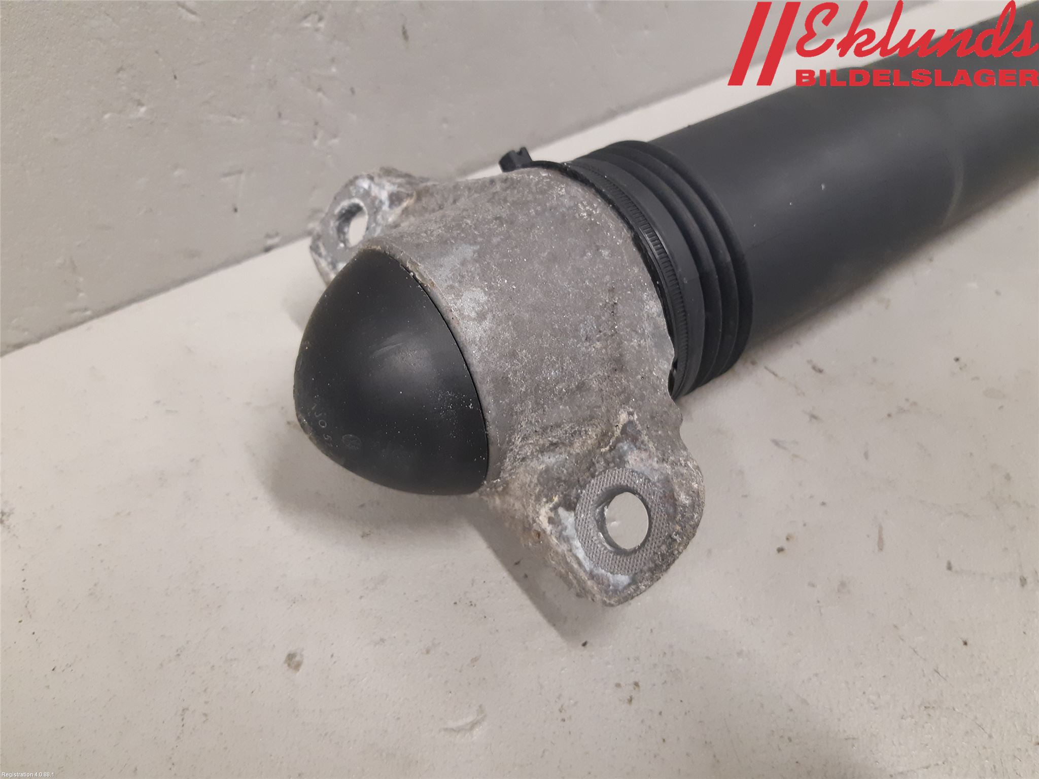 Seat ATECA 16->> Stötdämpare Bak