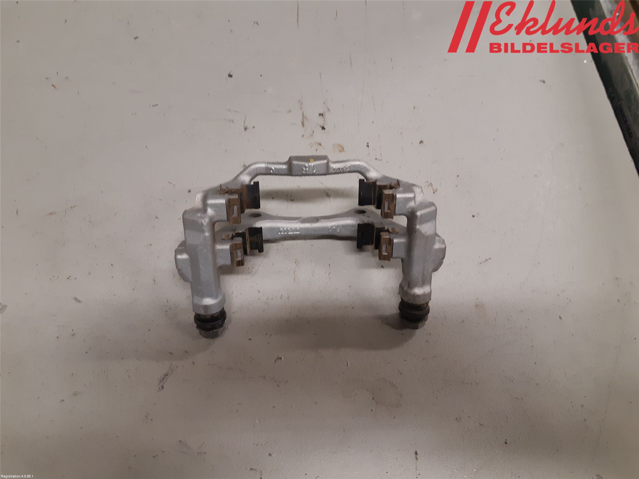 Toyota COROLLA 19- Bromsokshållare