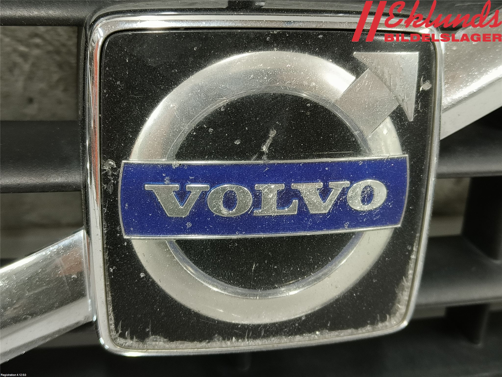 Volvo S60 05-10 Grill Komp