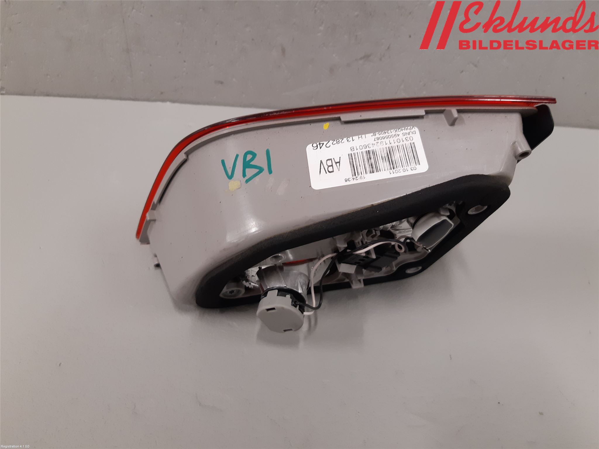 Opel ASTRA J 10-15 Bakljus Lucka Vä