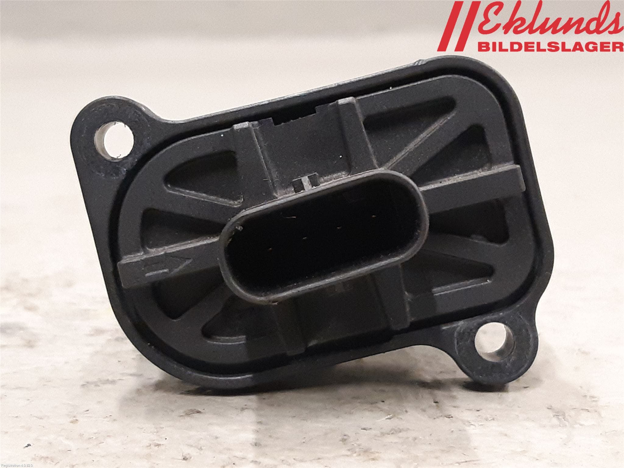 BMW 4 F32/F33/F82/F83 13-20 Injluftmassamätare