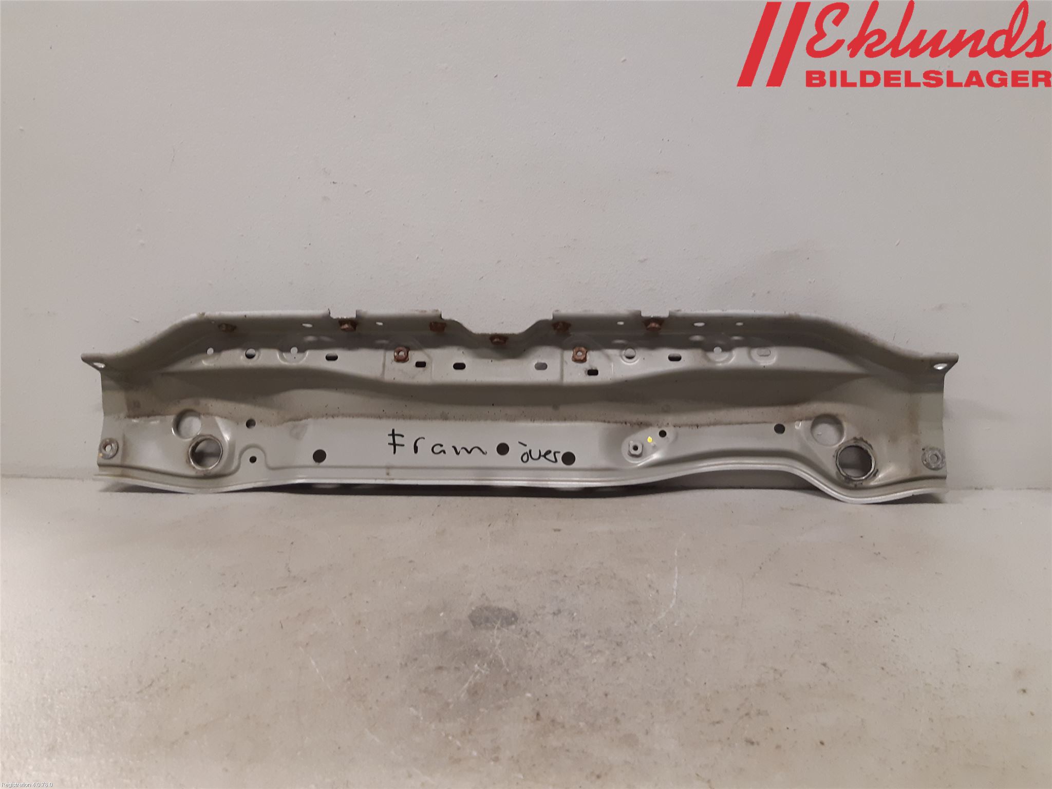 Lexus GS 300/430/450H 05-12 Kylarfäste-Ram-Balk