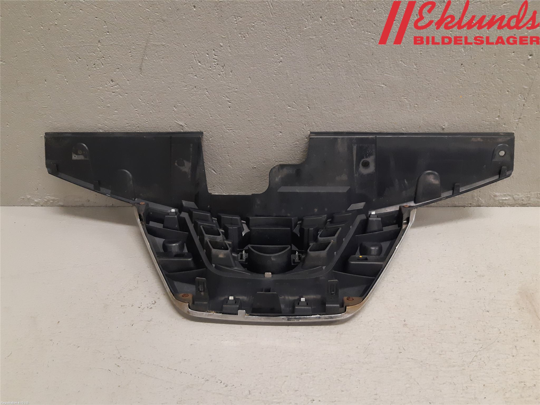 Nissan JUKE 14-19 Grill Komp