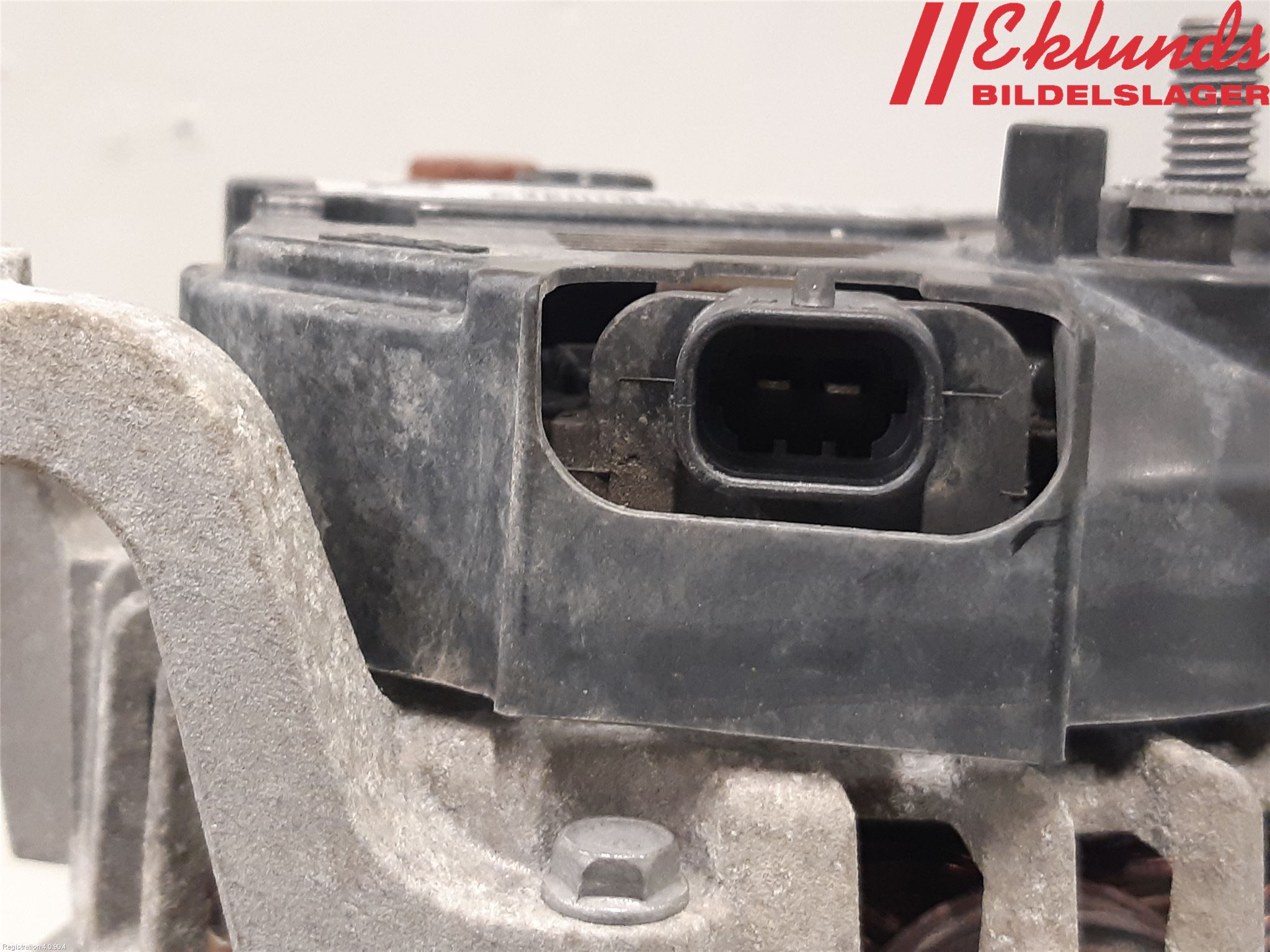 Opel ASTRA J 10-15 Generator