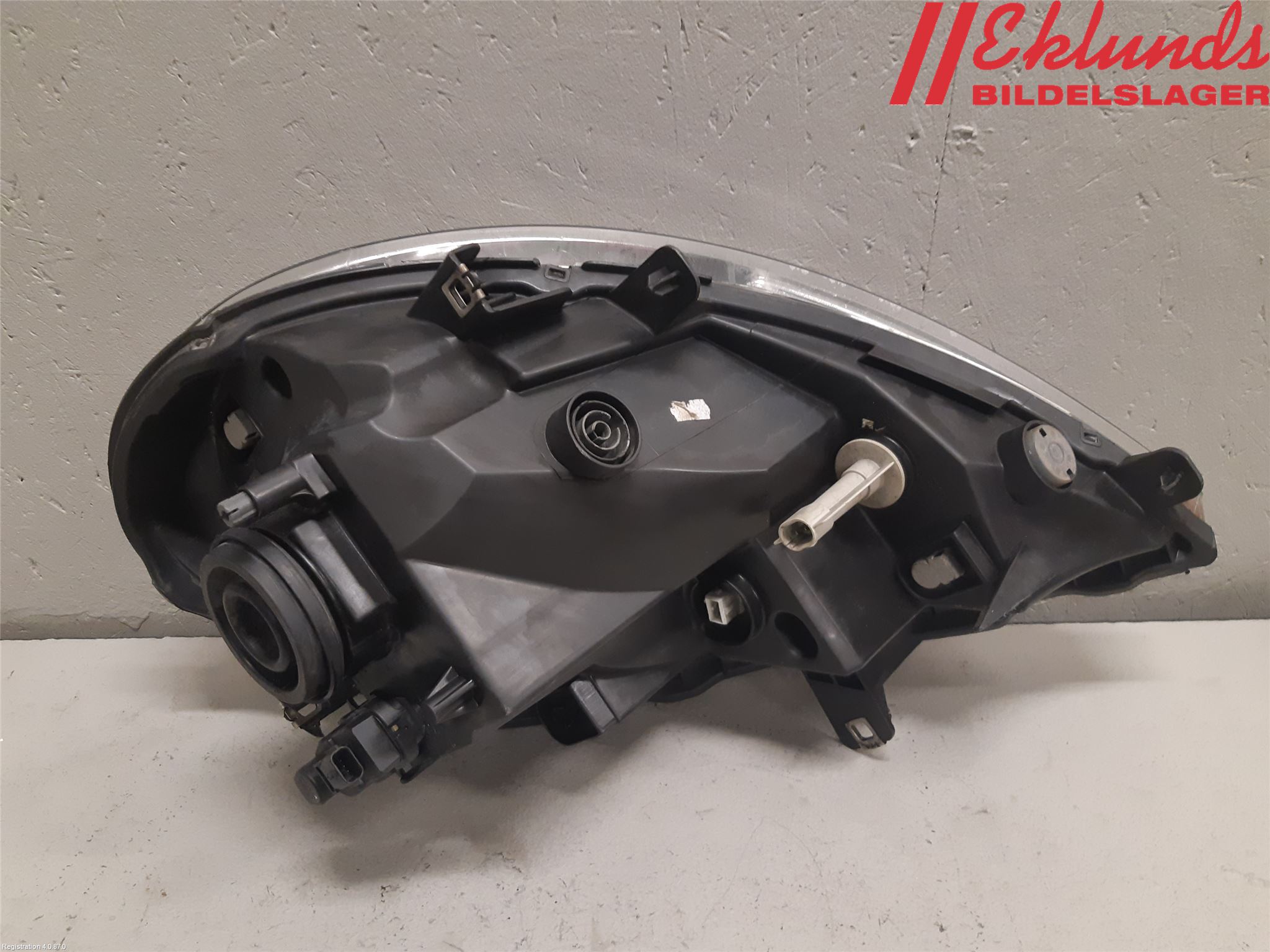 Opel VIVARO 01-14 Strålkastare Höger