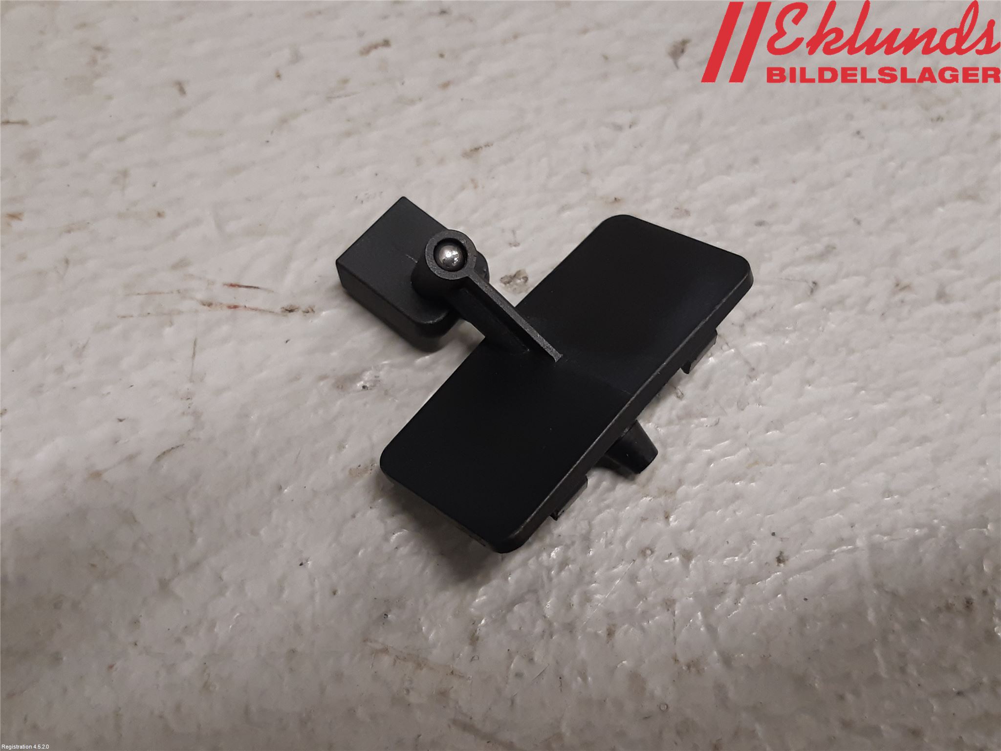 Fiat 500X 15- Spolarmunstycke Rutor