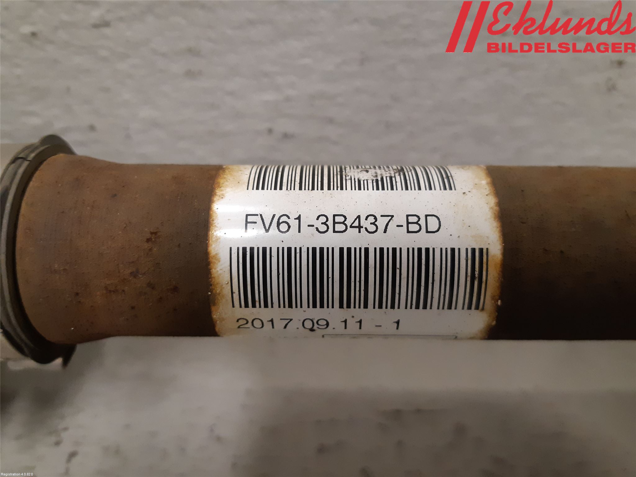 Ford TRANSIT/TOURNEO CONNECT 13-22 Drivaxel Fram Vänster