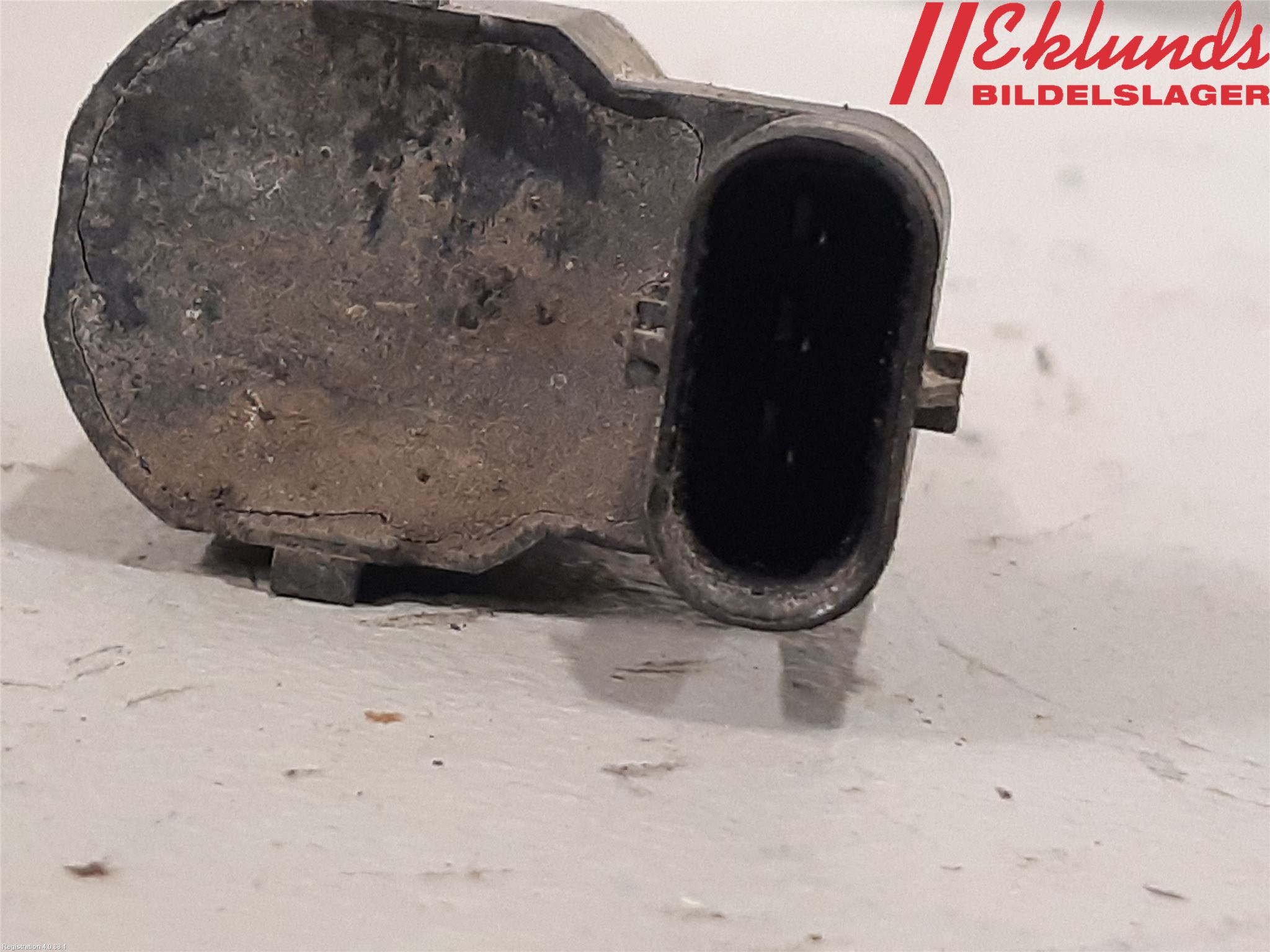 BMW 5 F10/F11/F18 09-17 Parkeringshjälp Frontsensor