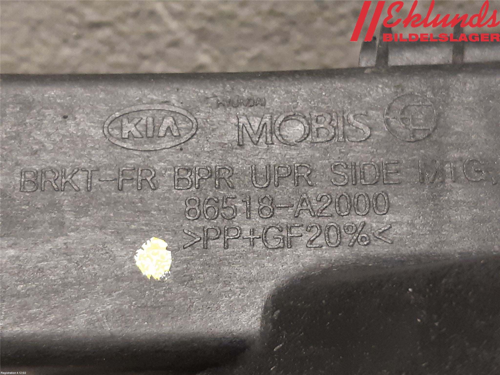 Kia CEED 12-18 Stötfångarfäste Fram Hö