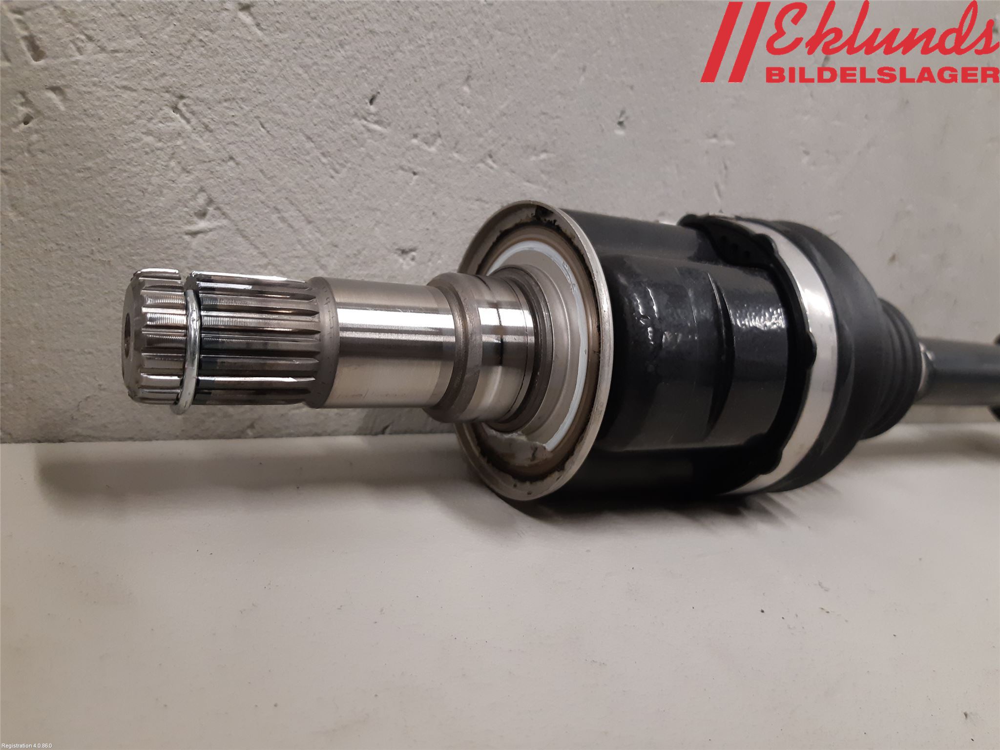 Toyota YARIS XP21 20- Drivaxel Fram Höger