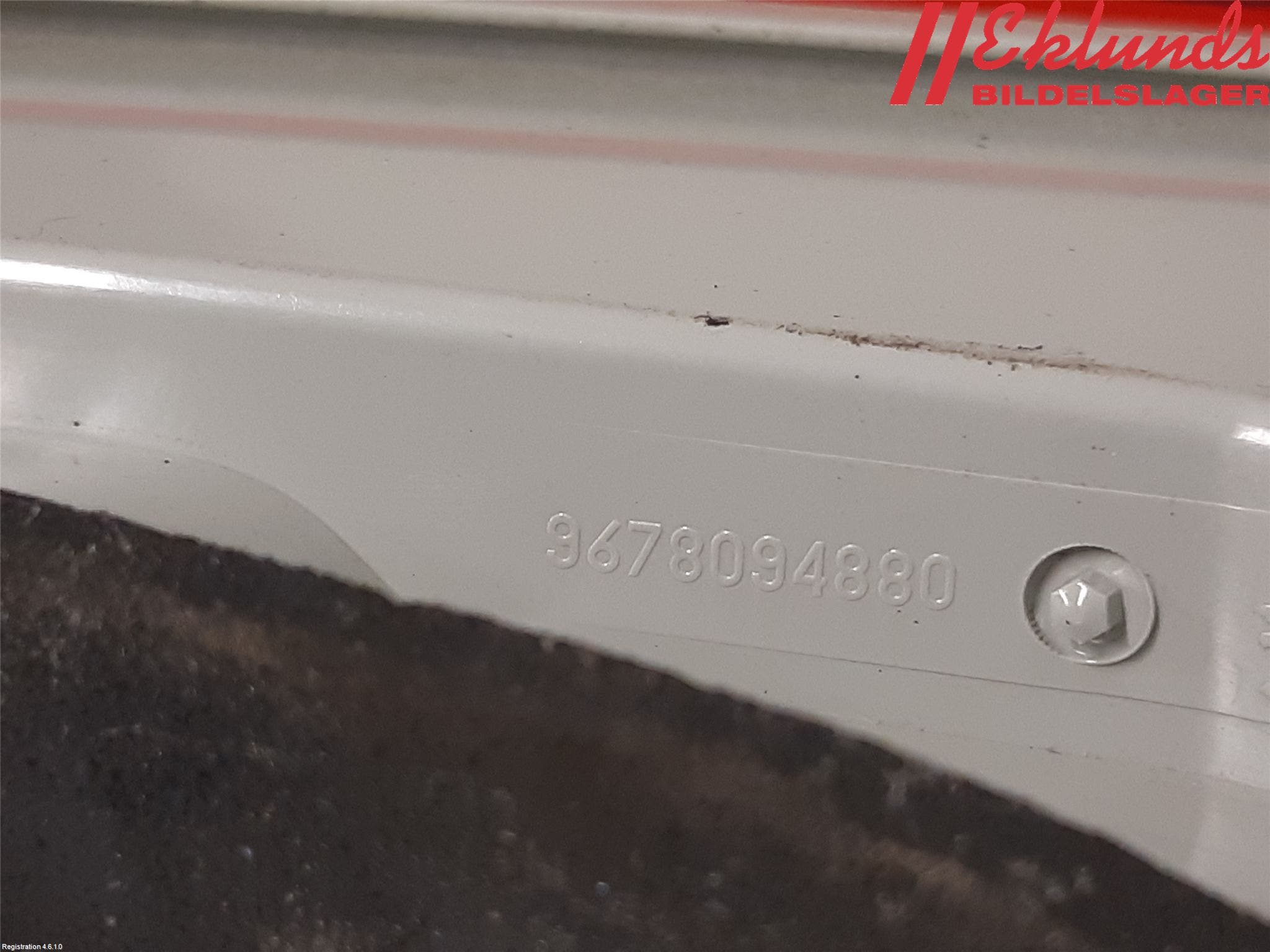 Peugeot 308 14-21 Bakljus Lucka Hö