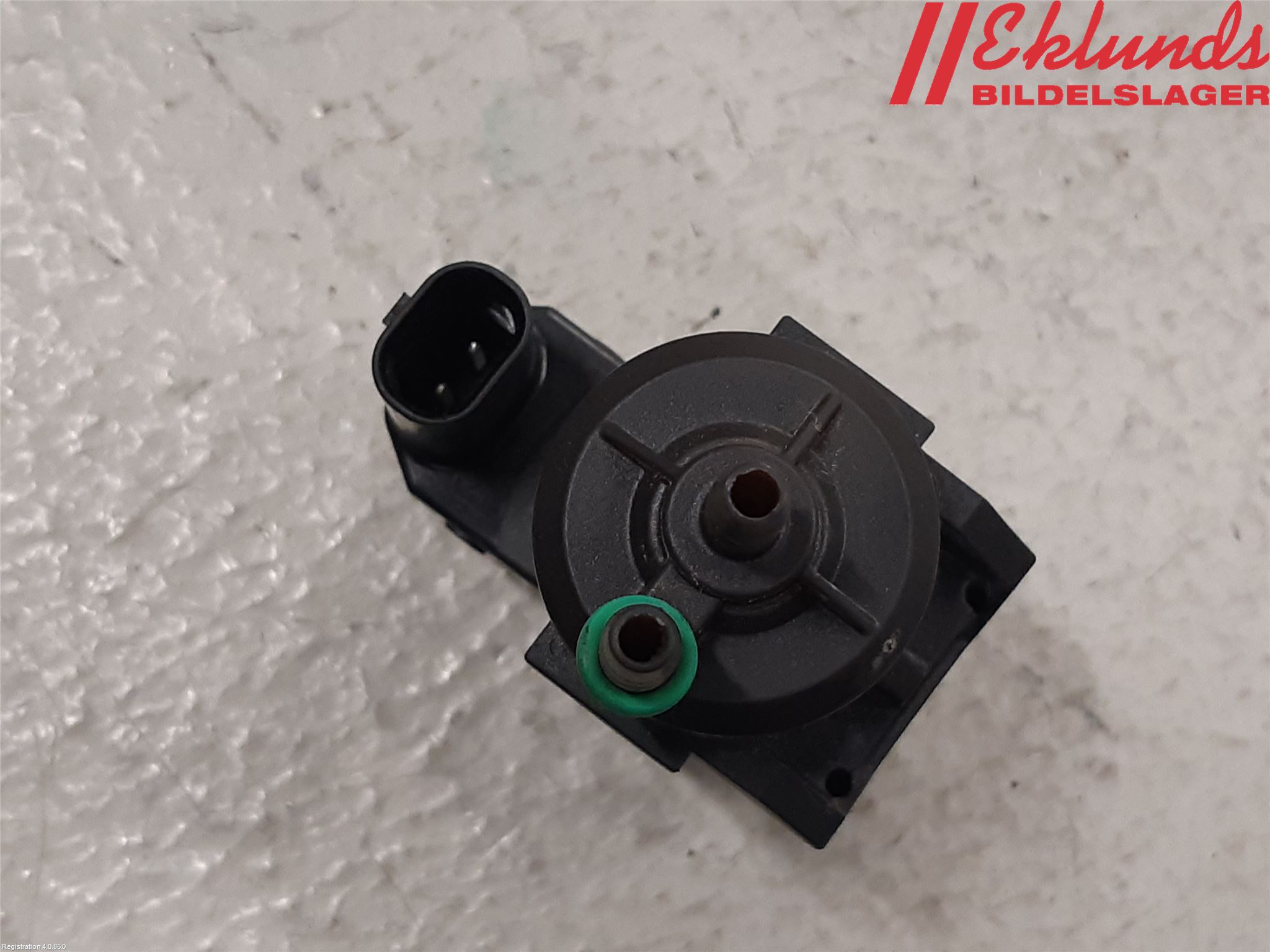 BMW 5 F10/F11/F18 09-17 Vakuumventil