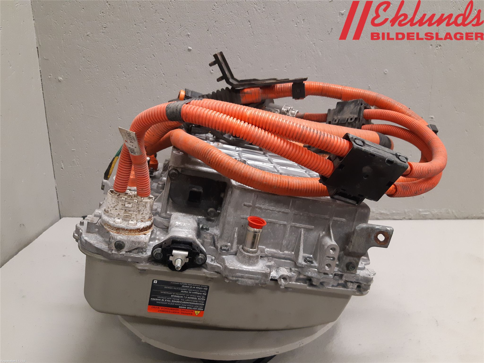 Nissan LEAF 11-17 Converter
