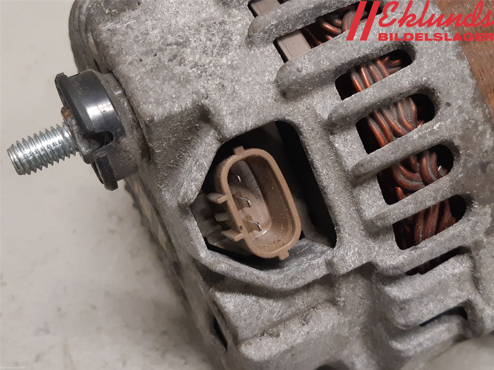 Nissan NV200/NV200 COMBI Generator