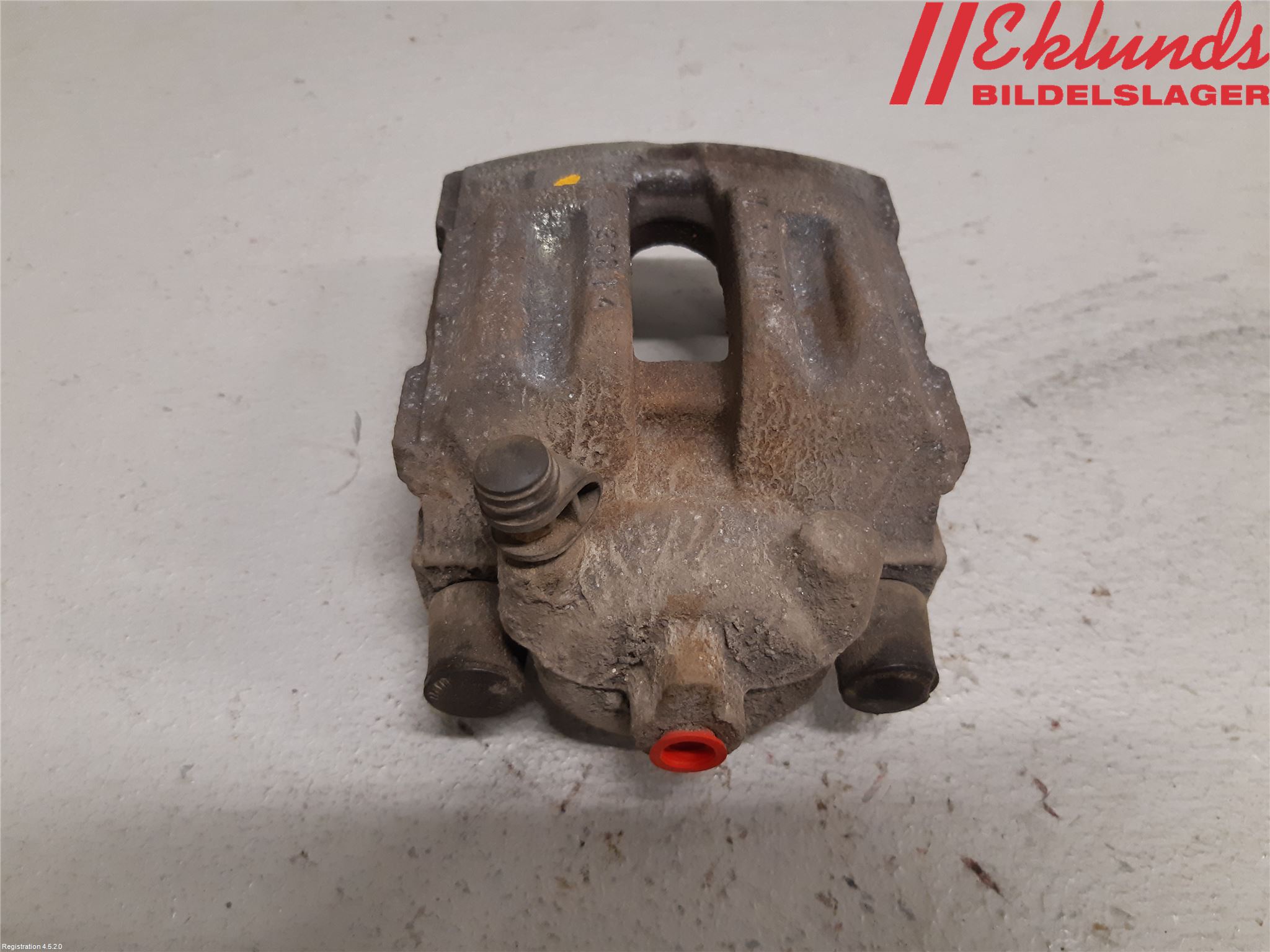 BMW 1 E87/81 5D/3D 03-11 Bromsok Bak Vänster