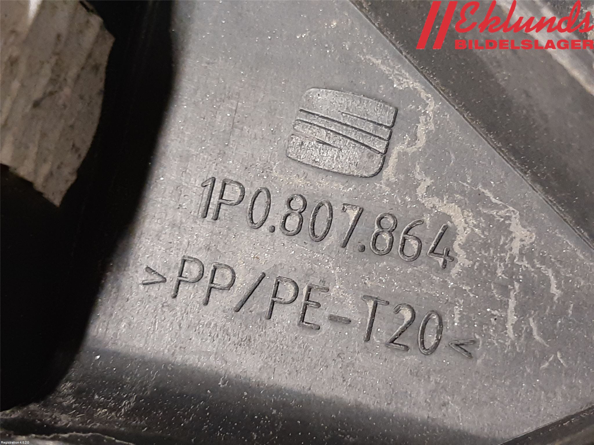 Seat LEON 06-12 Stötfångarfäste Bak Hö