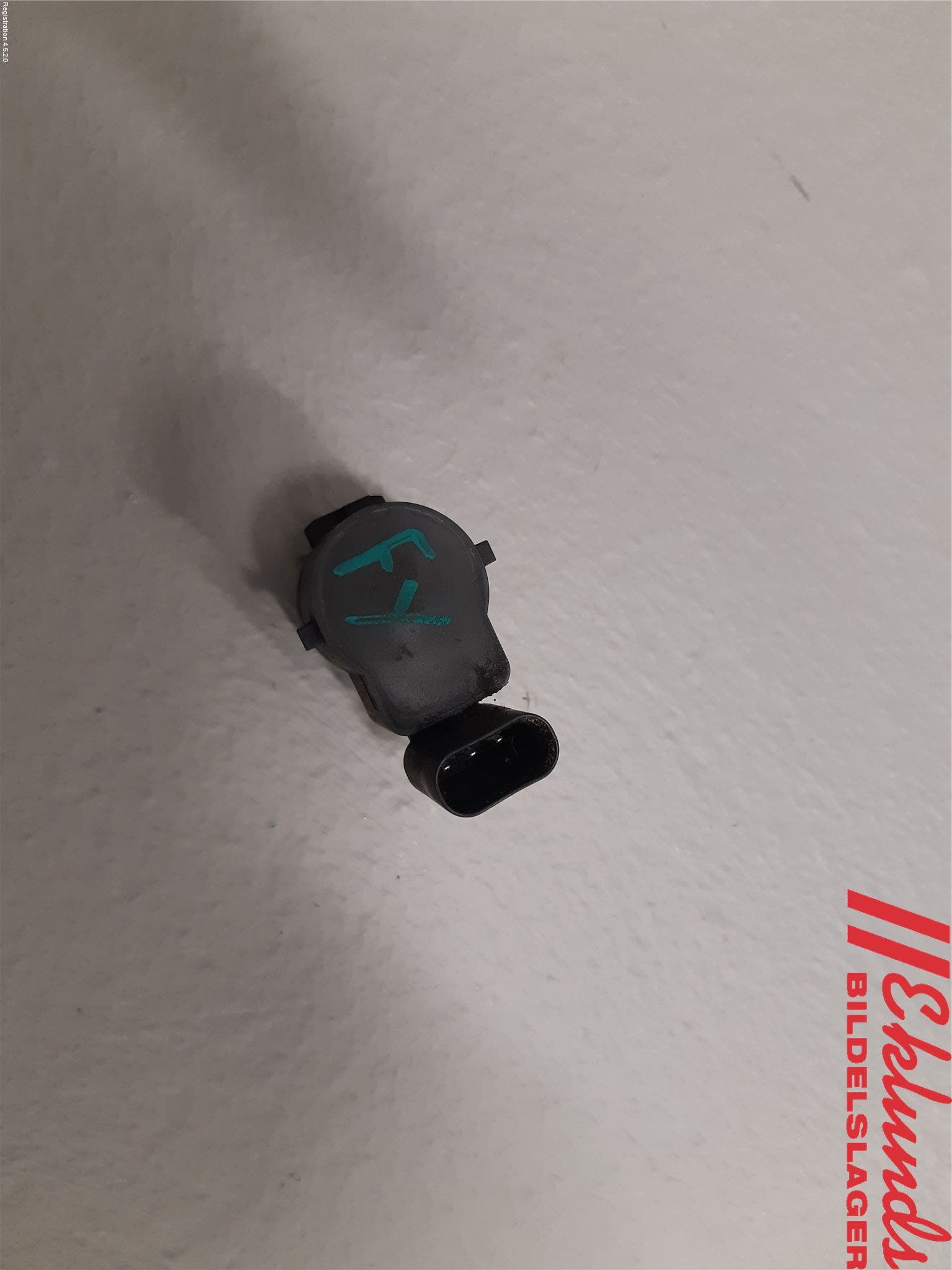 BMW 3 E90/91 SED/TOU 05-12 Parkeringshjälp Frontsensor