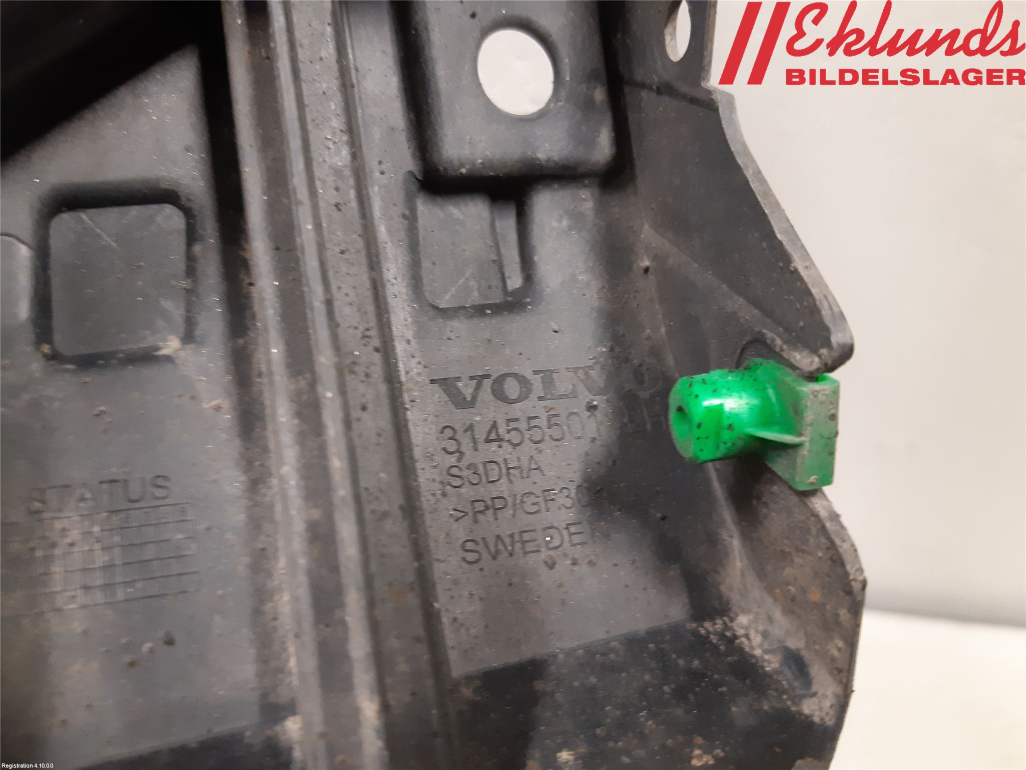 Volvo V60 19- Stötfångarfäste Bak Vä