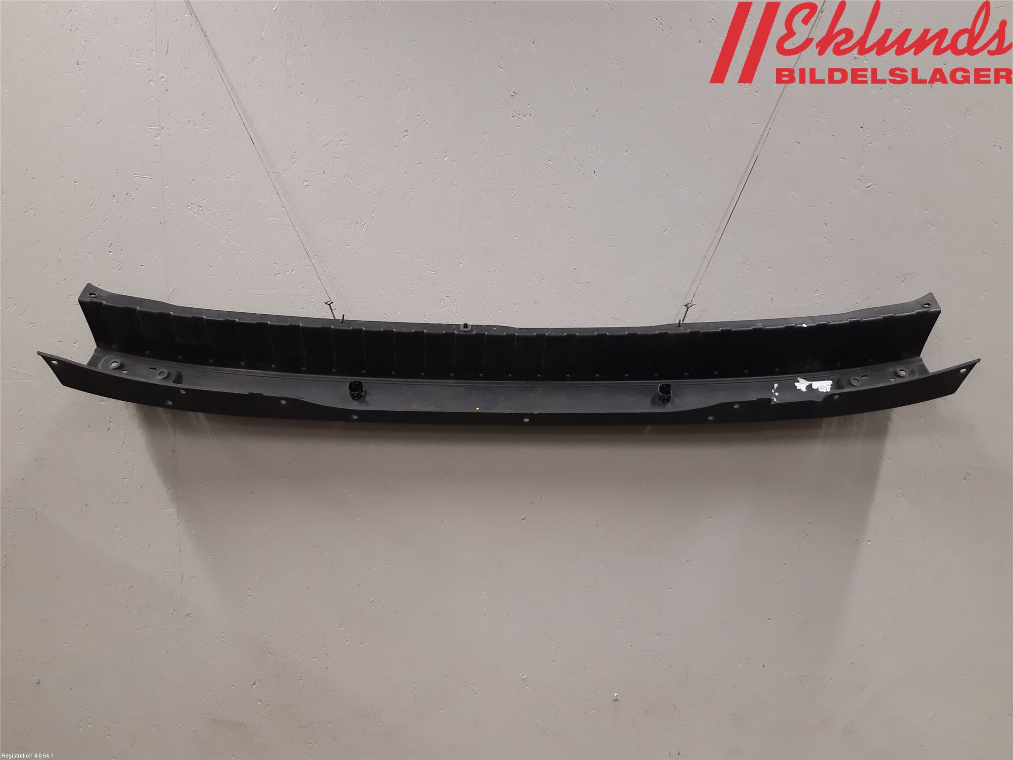 Ford TRANSIT SKÅP/BUSS 14-22 Stötfångardel Bak Mitt