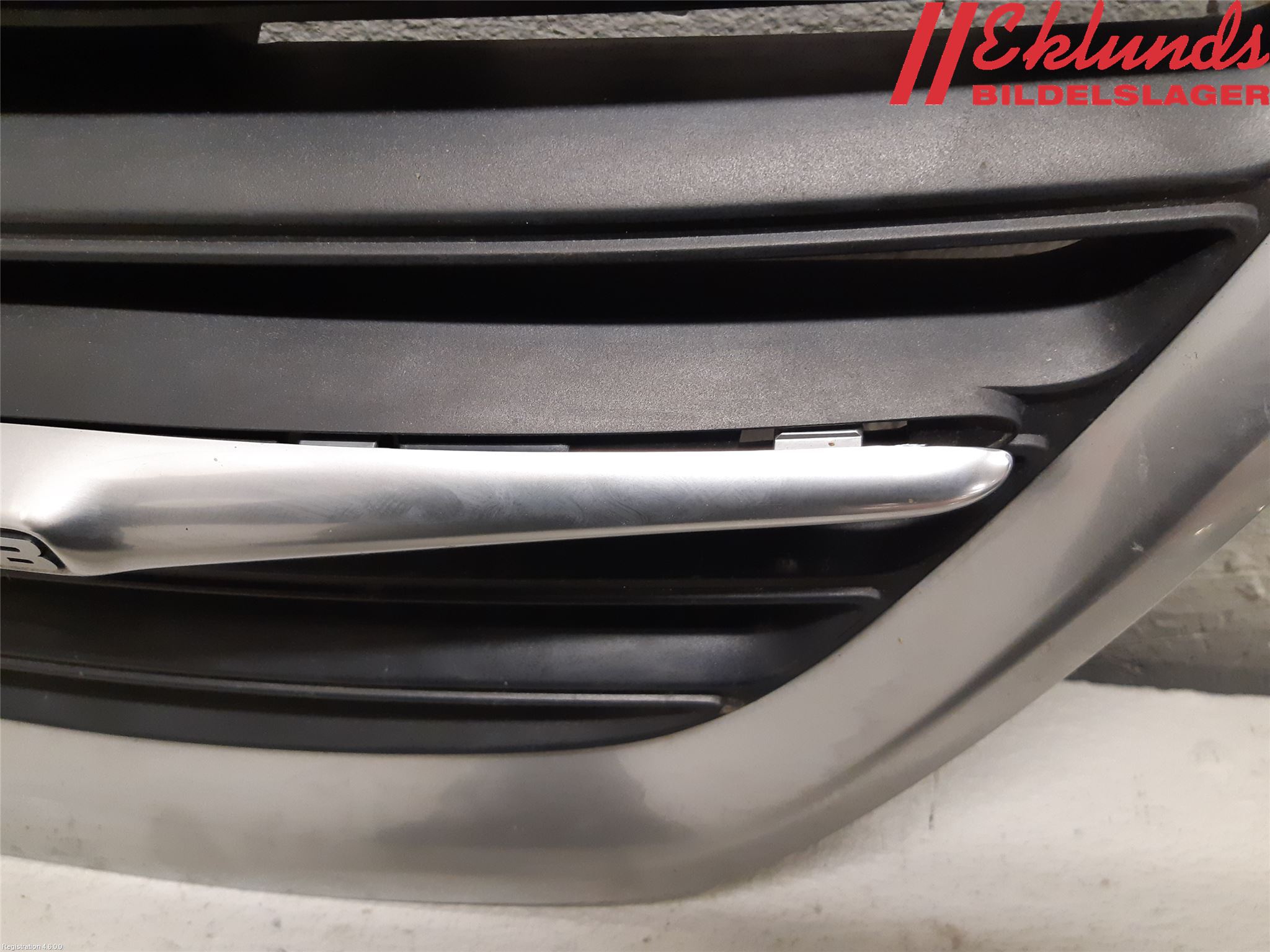 Saab 9-3 VER2/VER3 08-15 Grilldel Mitt