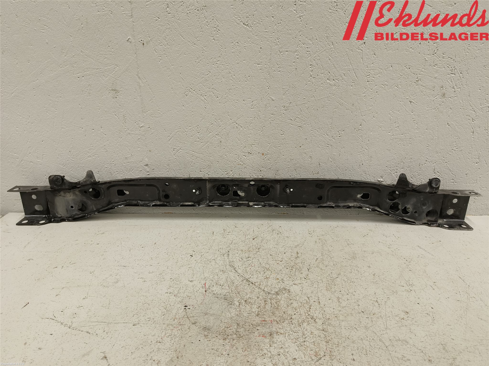 Opel INSIGNIA 17- Frontplåt Undre