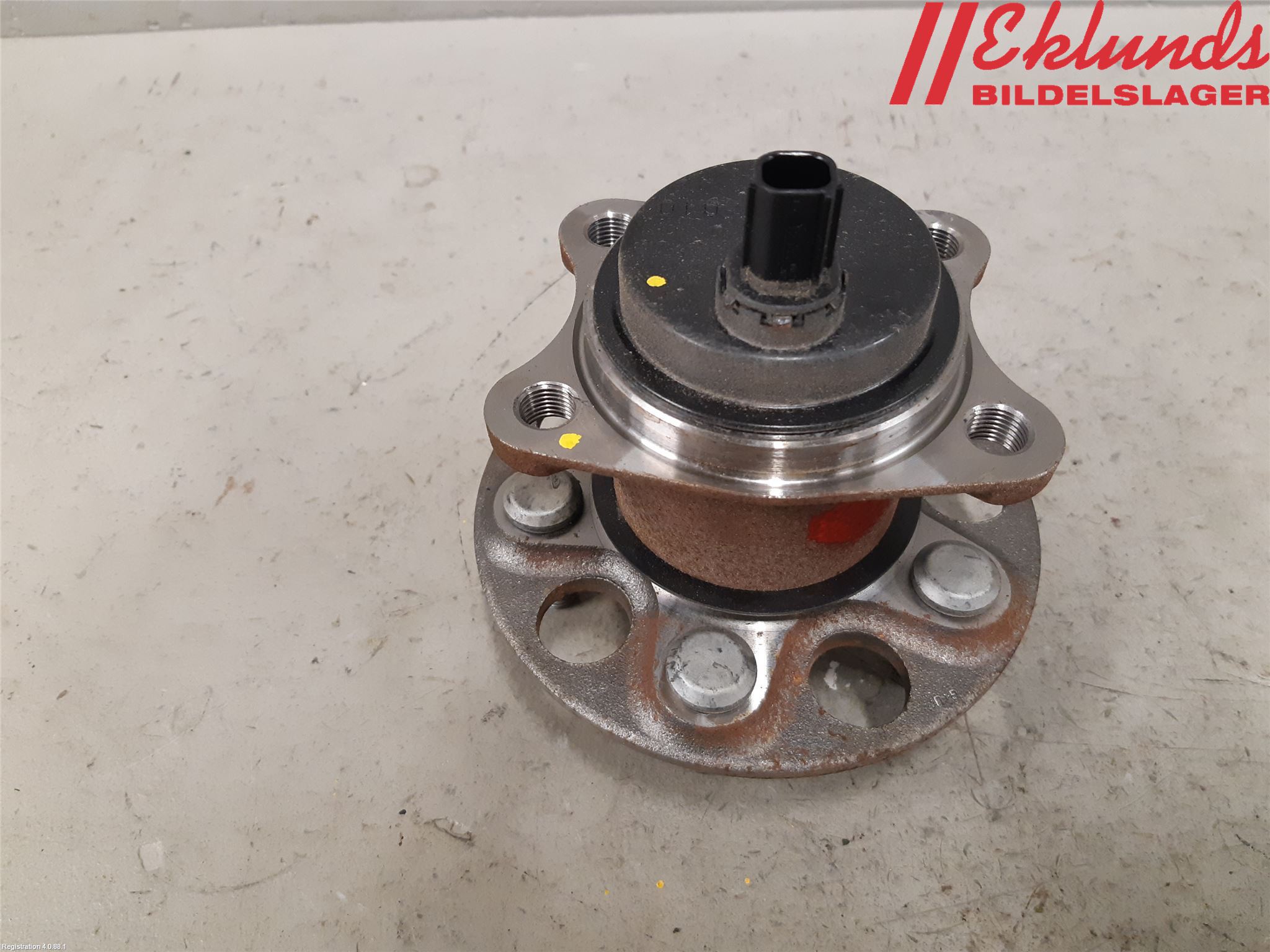 Toyota YARIS XP21 20- Nav Bak