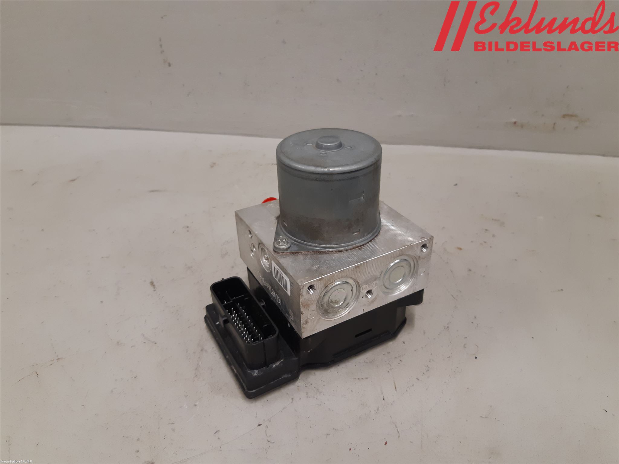 Volkswagen VW PASSAT 11-14 Abs Hydraulaggregat