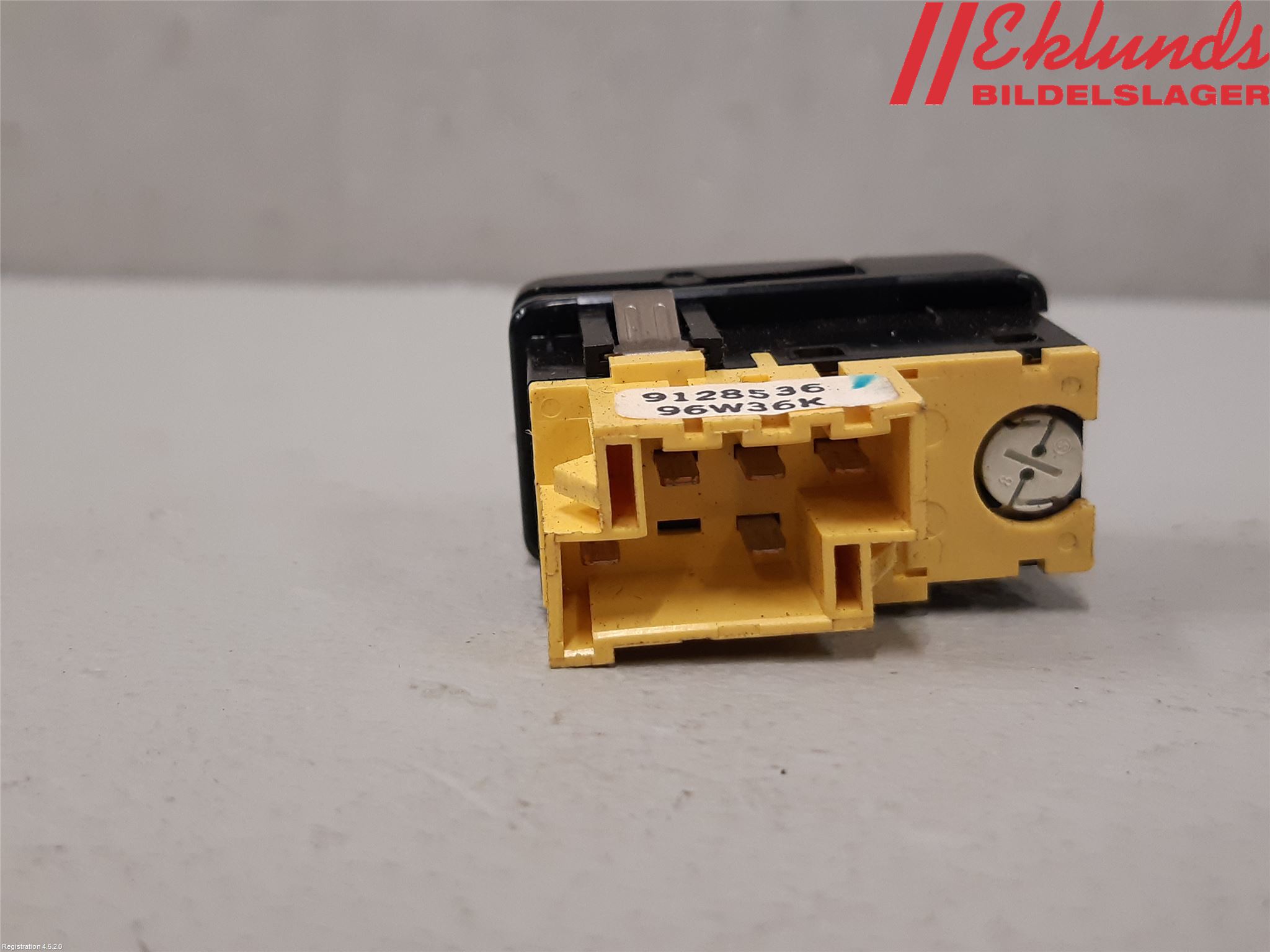 Volvo S90/V90 97-98 Ströms Dimljus Fram-Bak