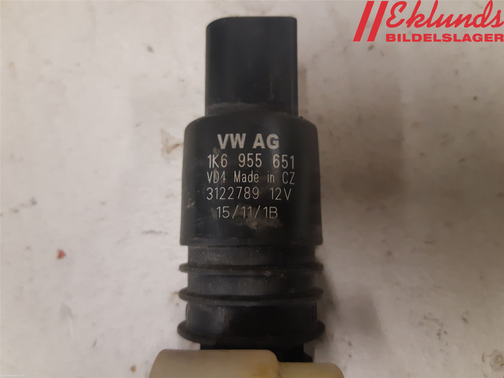 Volkswagen VW PASSAT 11-14 Spolarpump Vindruta