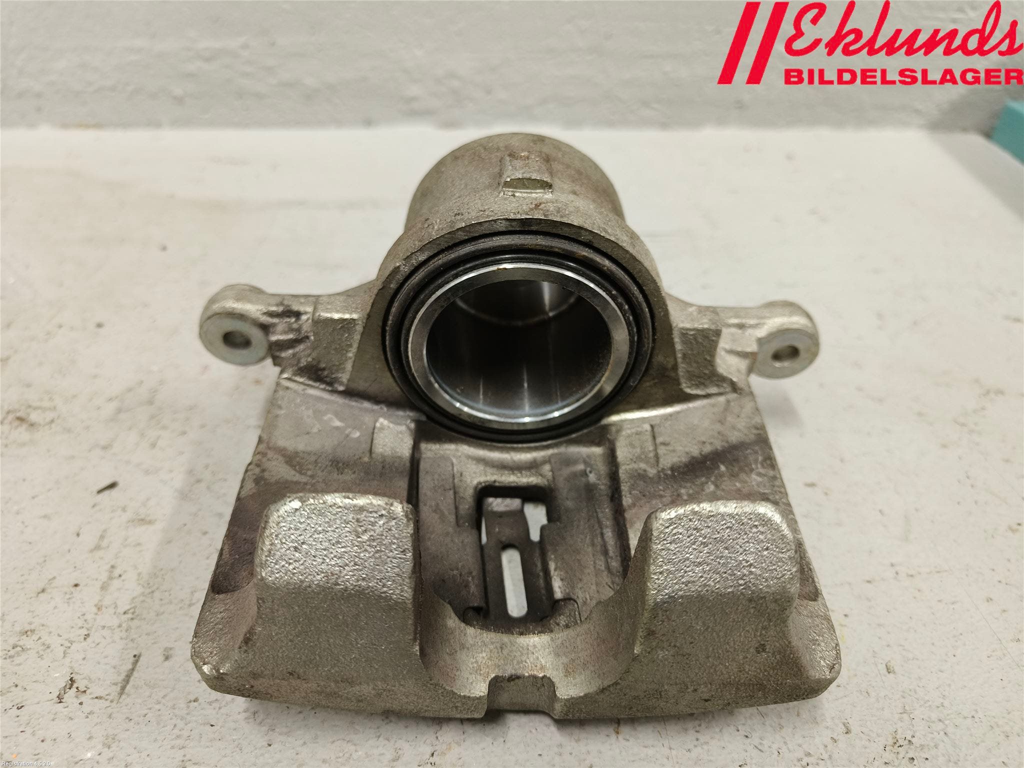 Volvo 940 91-98 Bromsok Fram Höger