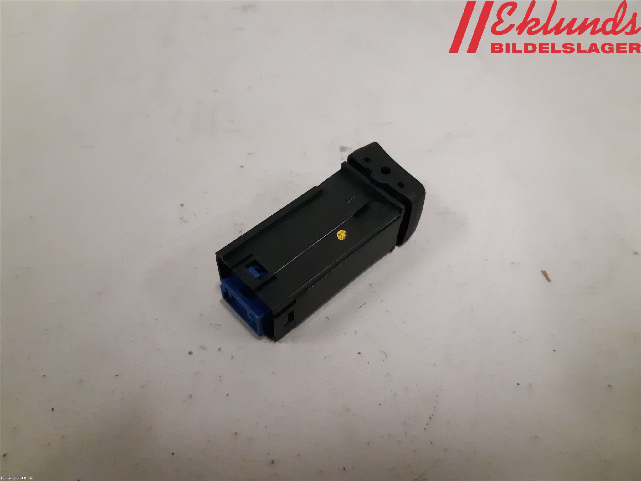 Toyota COROLLA 19- Strömställare Stolvärme