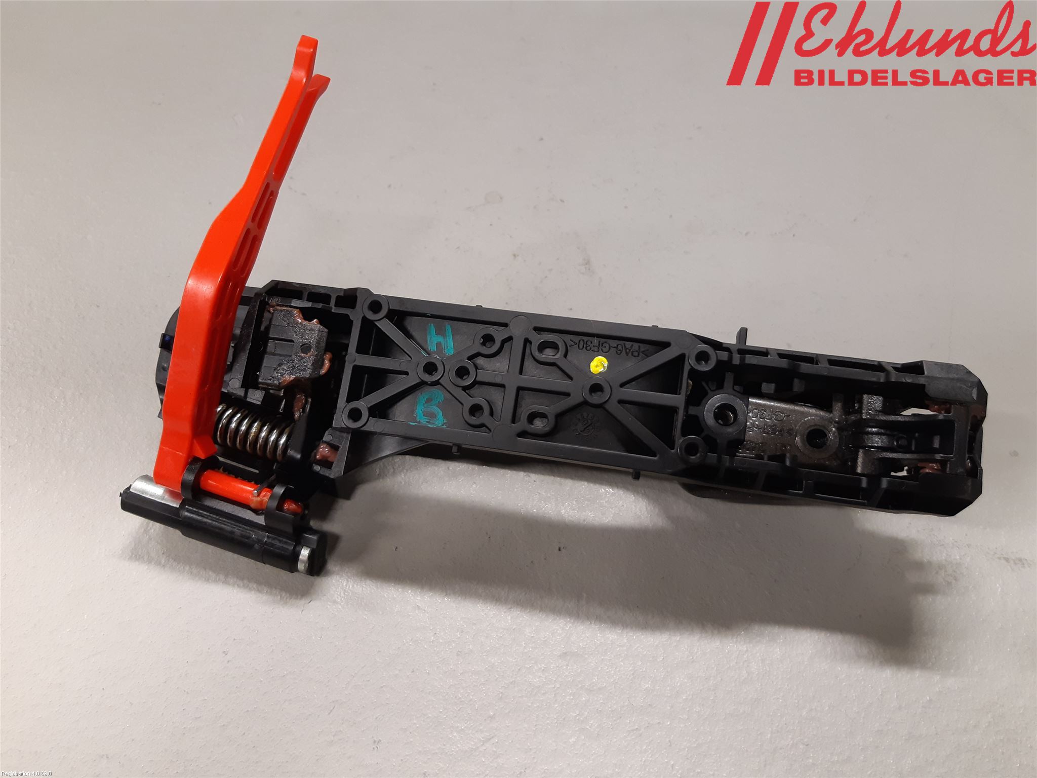 Toyota YARIS XP130 15-20 Dörrhandtag Yttre Hö