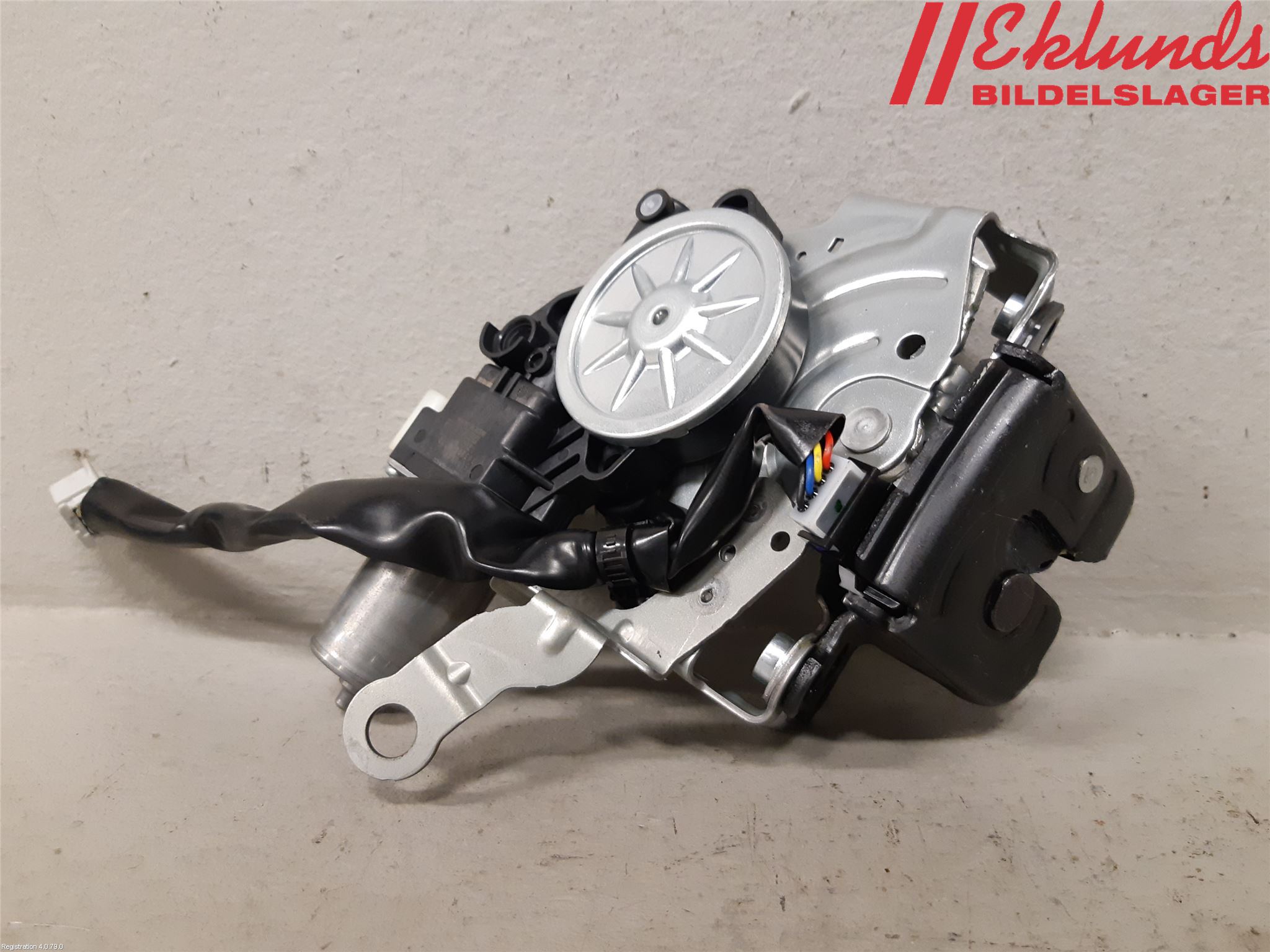 Toyota COROLLA 19- Låskista Baklucka