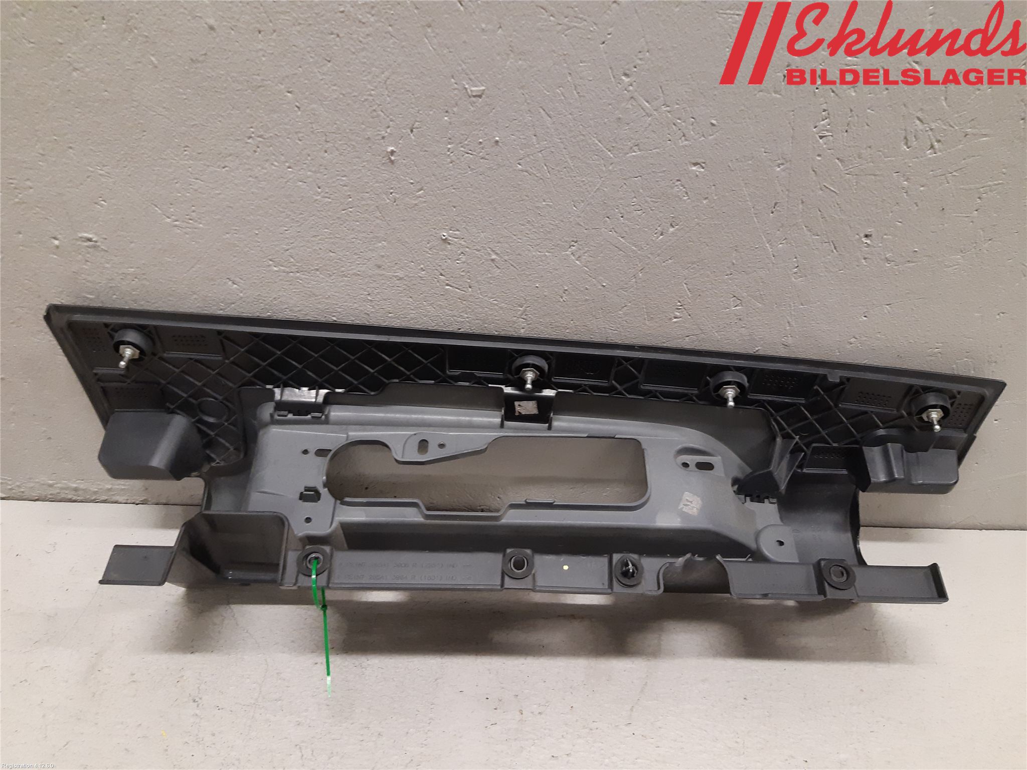 Opel VIVARO 15-19 Bakljussarg