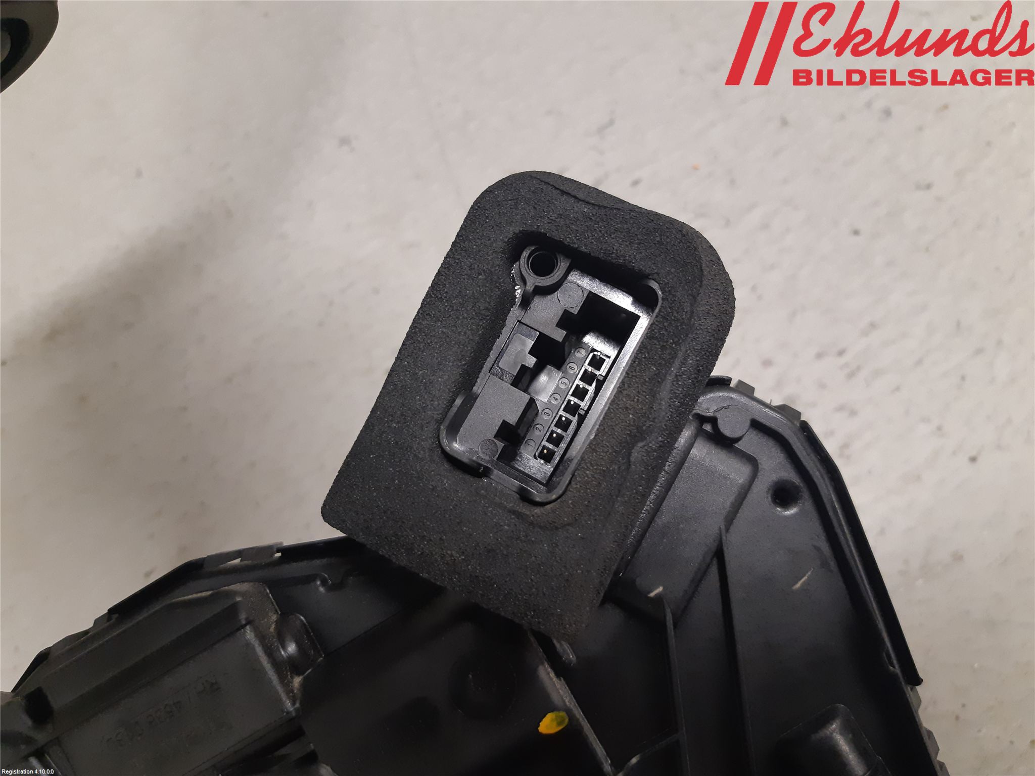 Audi A3/S3 8Y 21- Låskista-Dörrlås