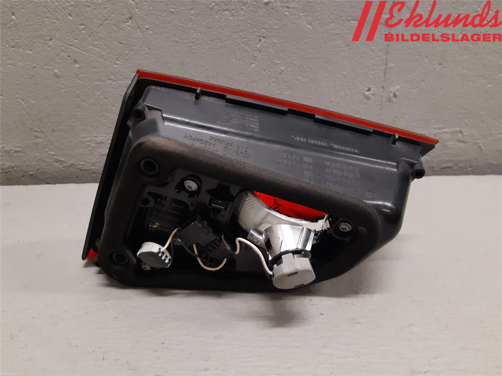 Opel ASTRA J 10-15 Bakljus Lucka Vä