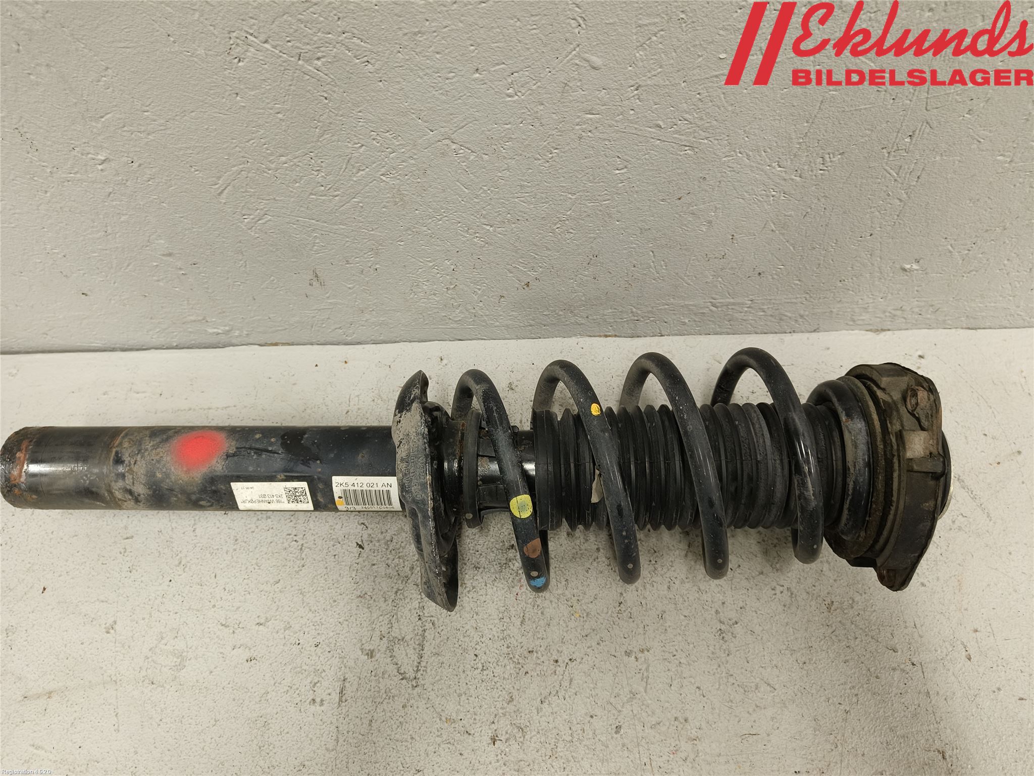 Volkswagen VW CADDY 16-20 Fjäderben Fram Vänster