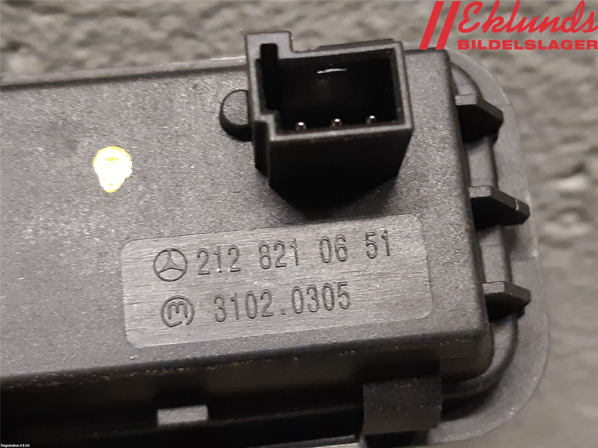 Mercedes-Benz MB E-KLASS (W212) 09-16 Strömställare Baklucka