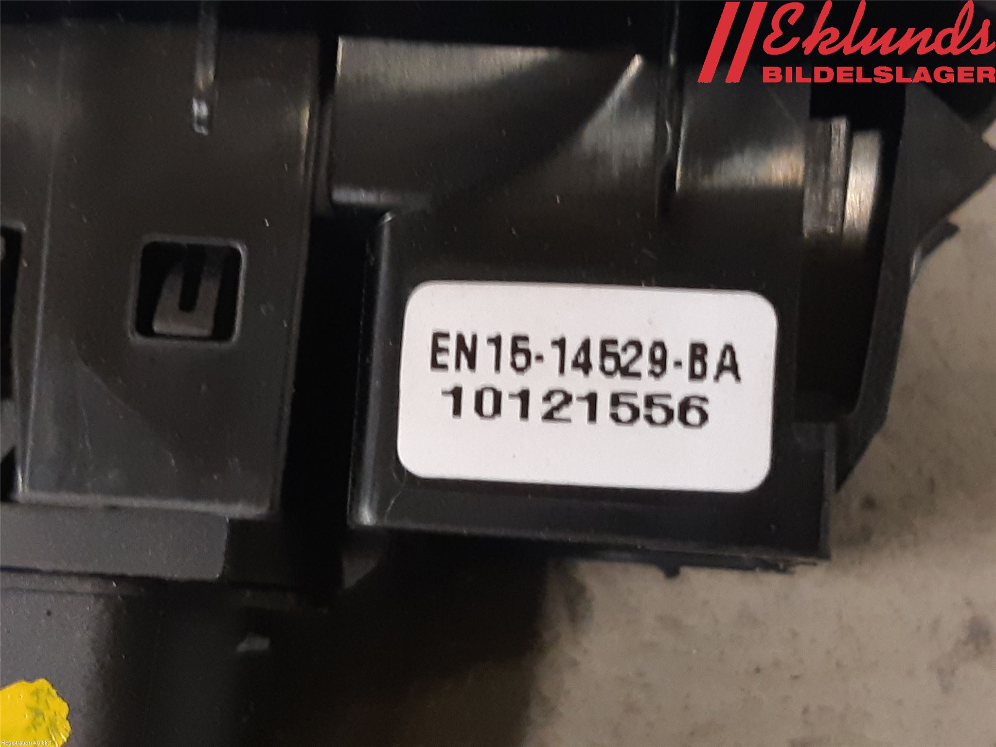 Ford ECOSPORT 17- Strömställare Elhiss
