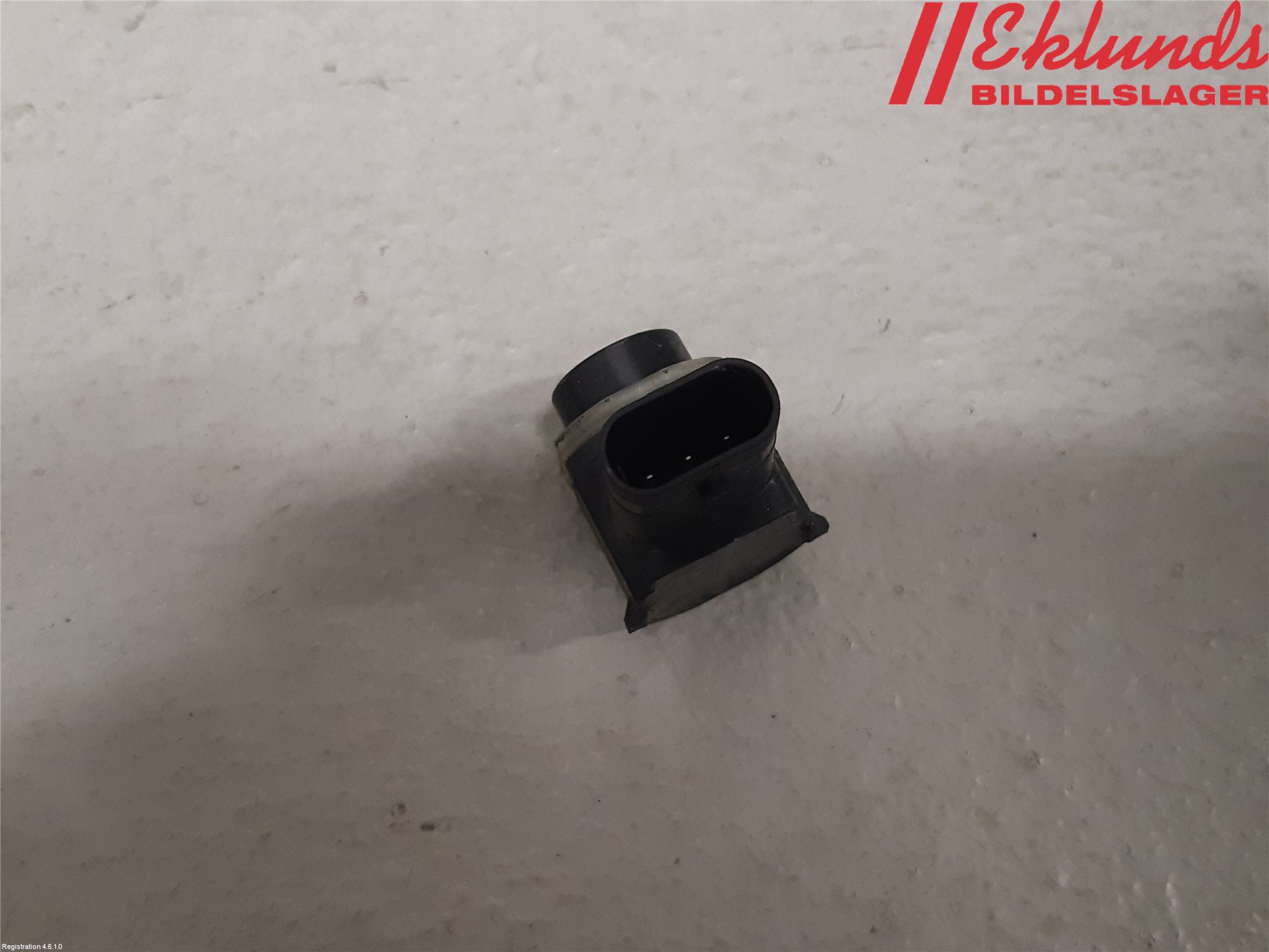 Volvo V40 12-19 Parkeringshjälp Backsensor