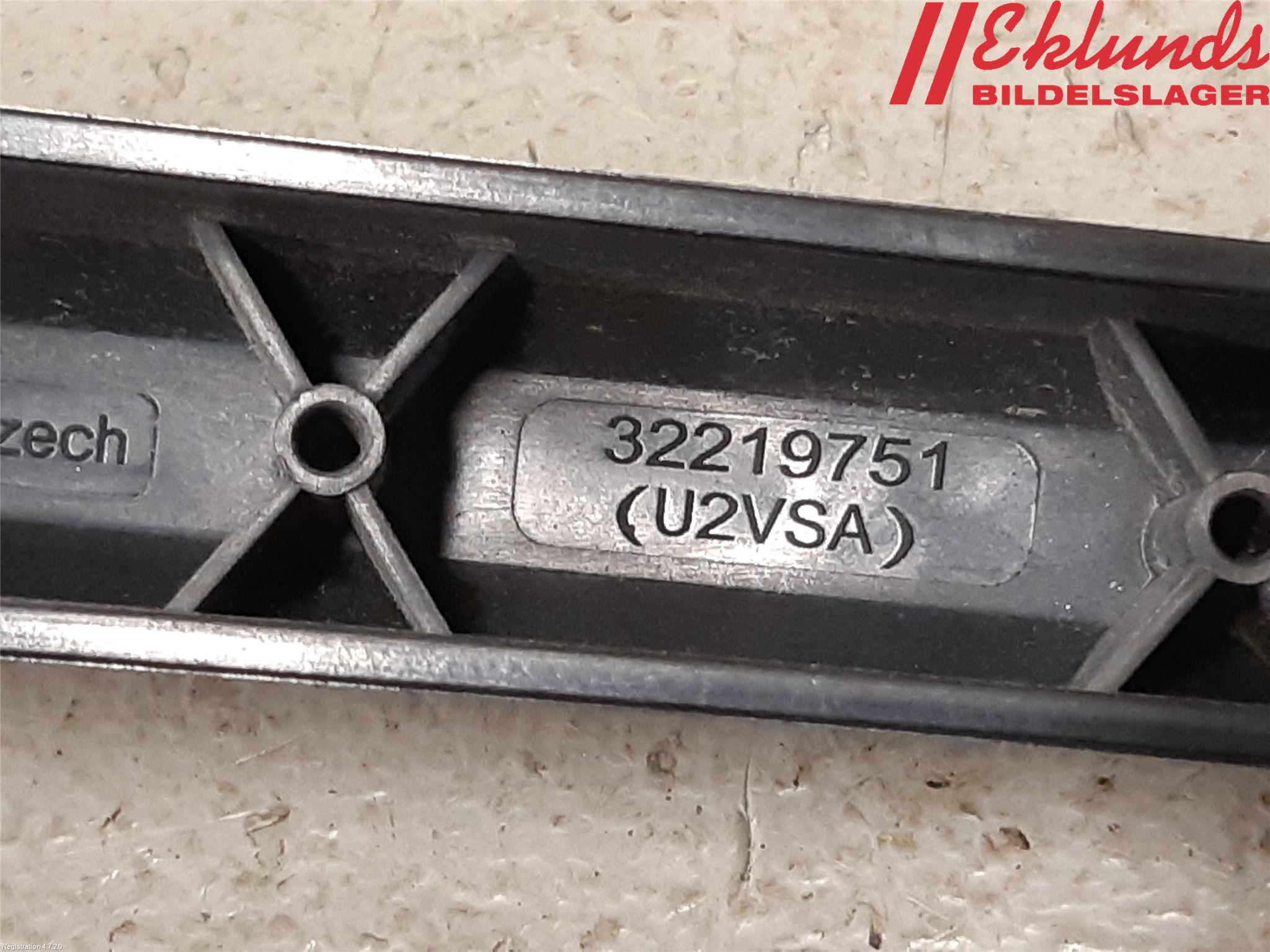 Volvo V90 17->> Torkararm-Bakruta